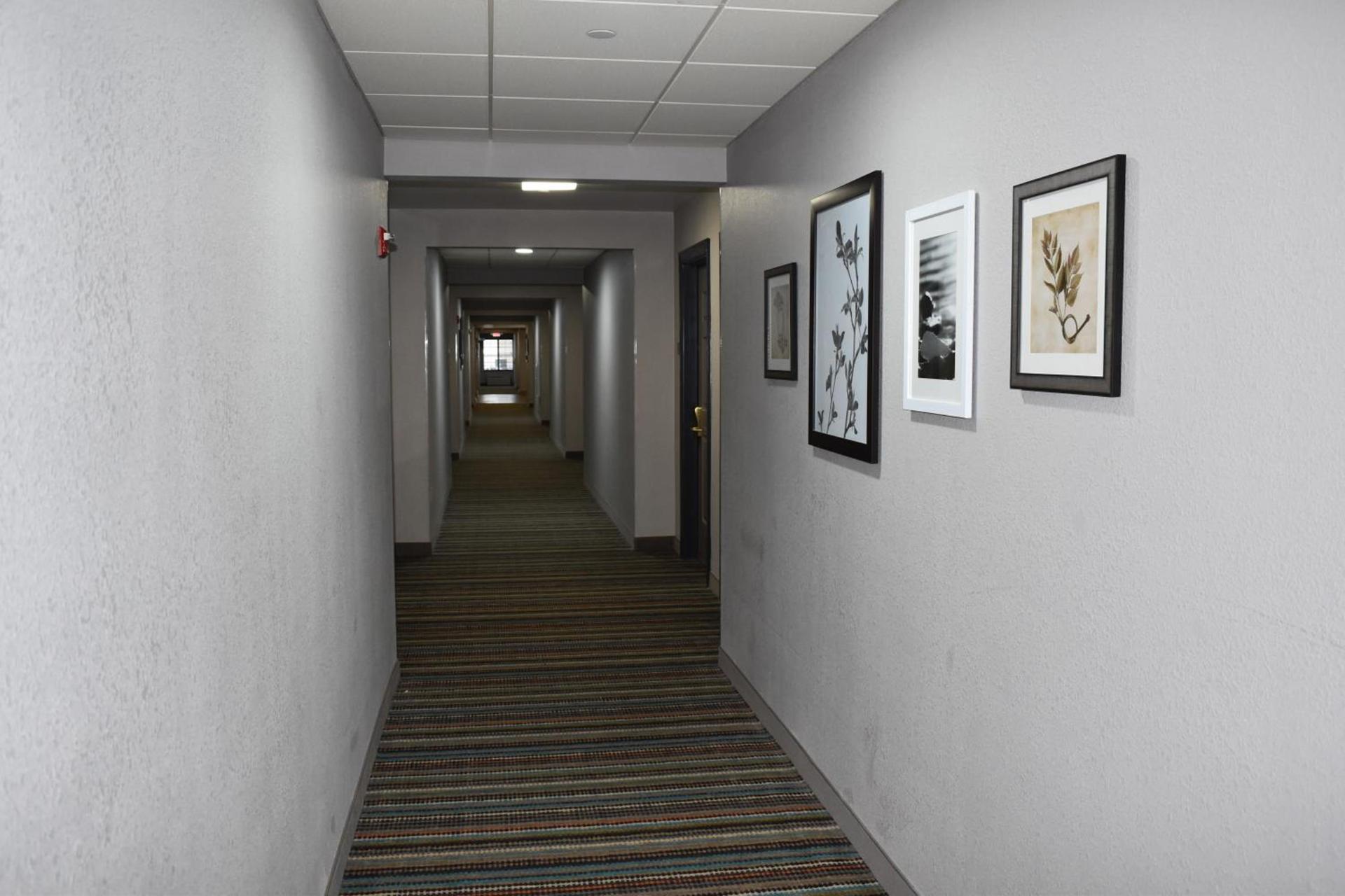 Country Inn & Suites by Radisson, Hagerstown, MD photo 18
