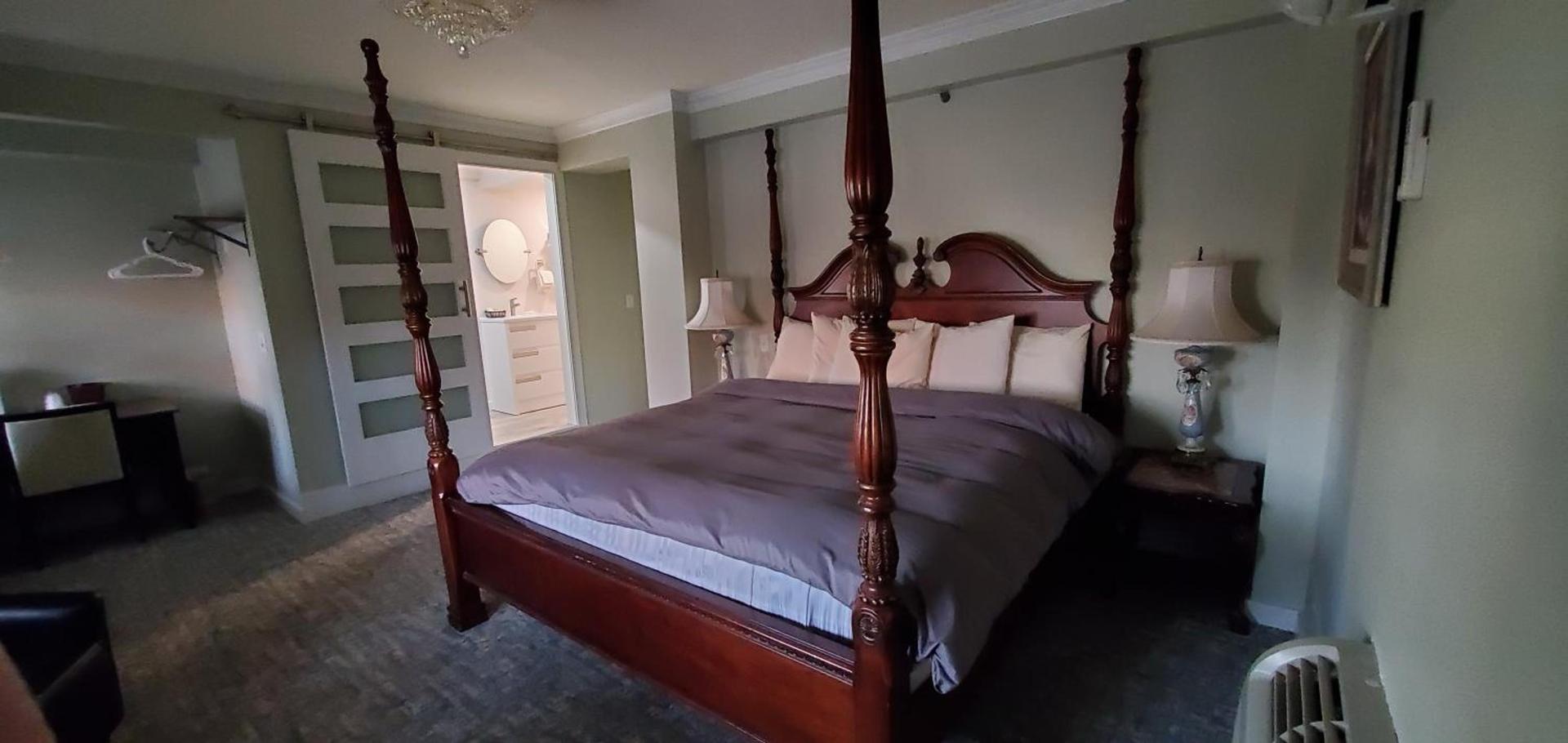 Lowell Inn photo 61