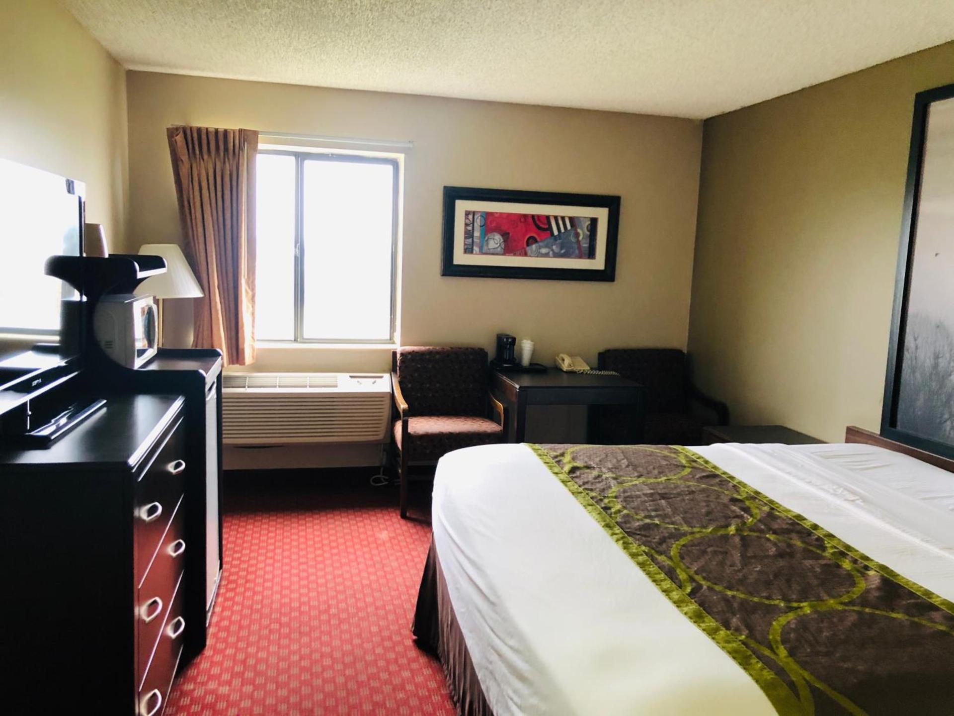 Super 8 by Wyndham Omaha SW photo 67