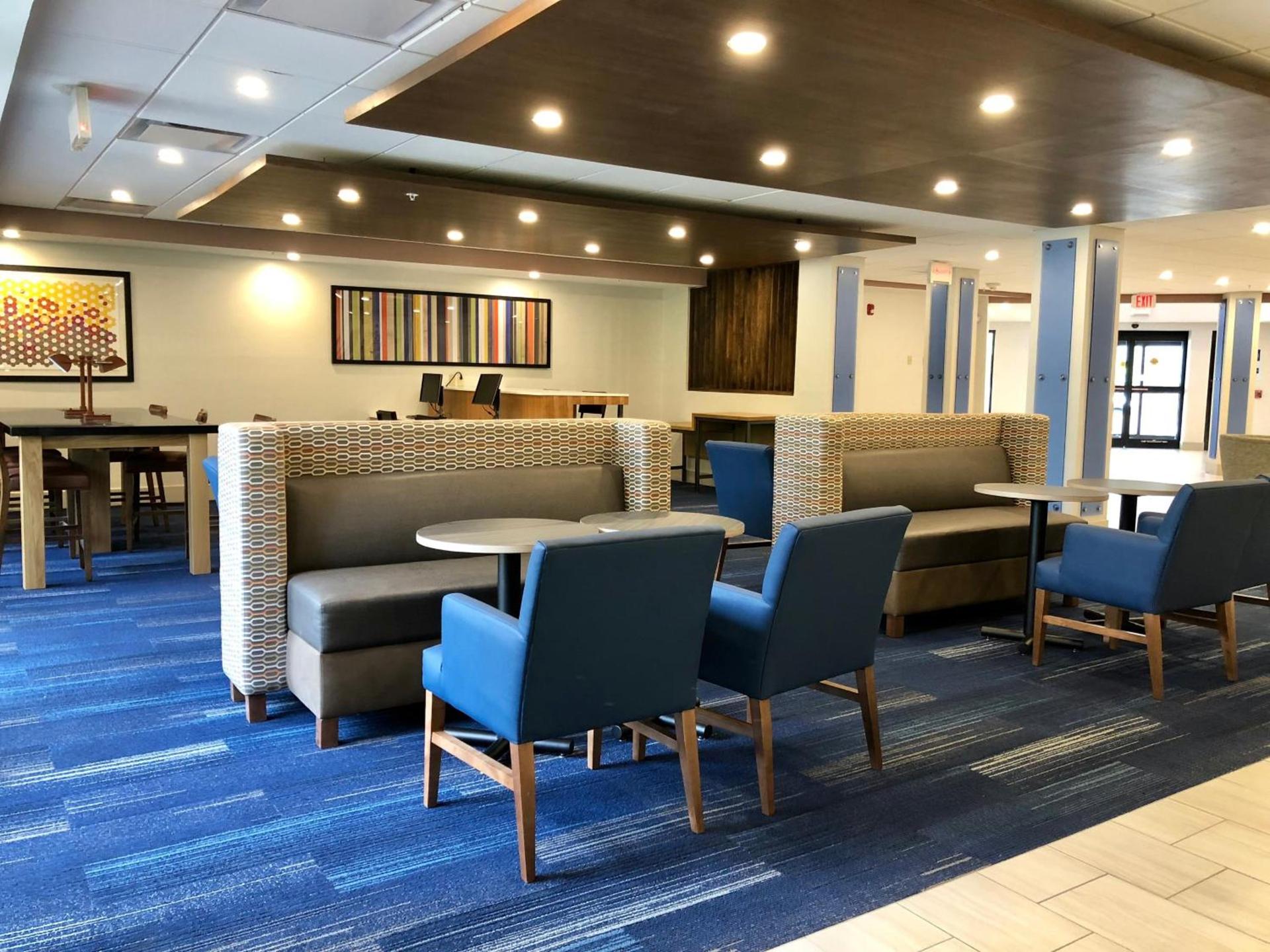 Holiday Inn Express Great Barrington by IHG photo 18