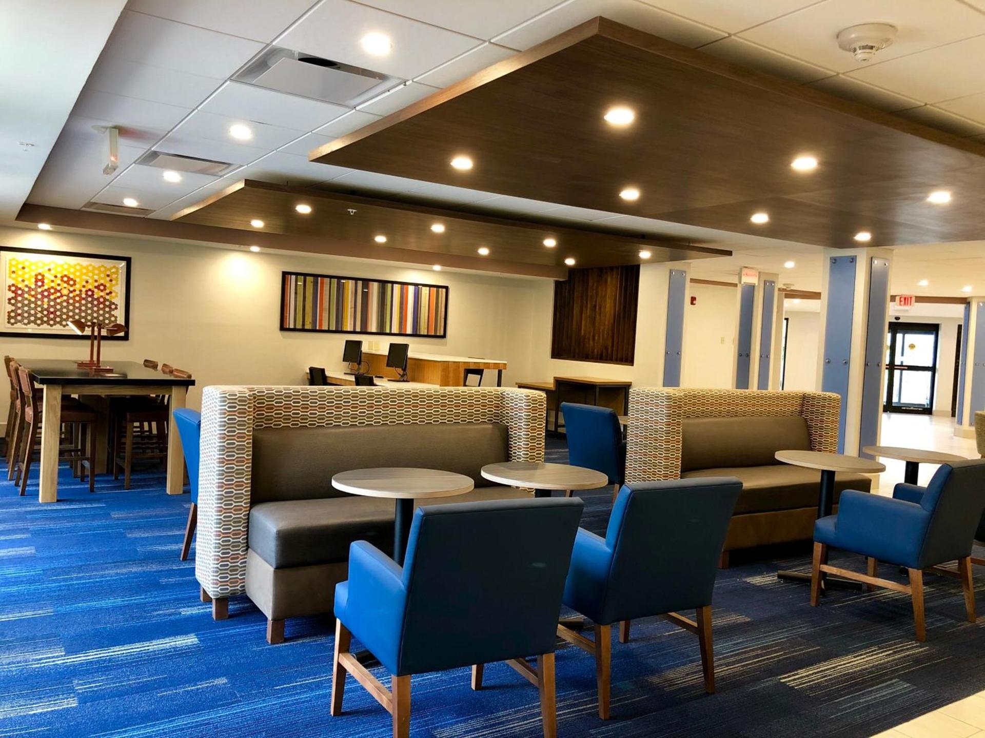 Holiday Inn Express Great Barrington by IHG photo 7