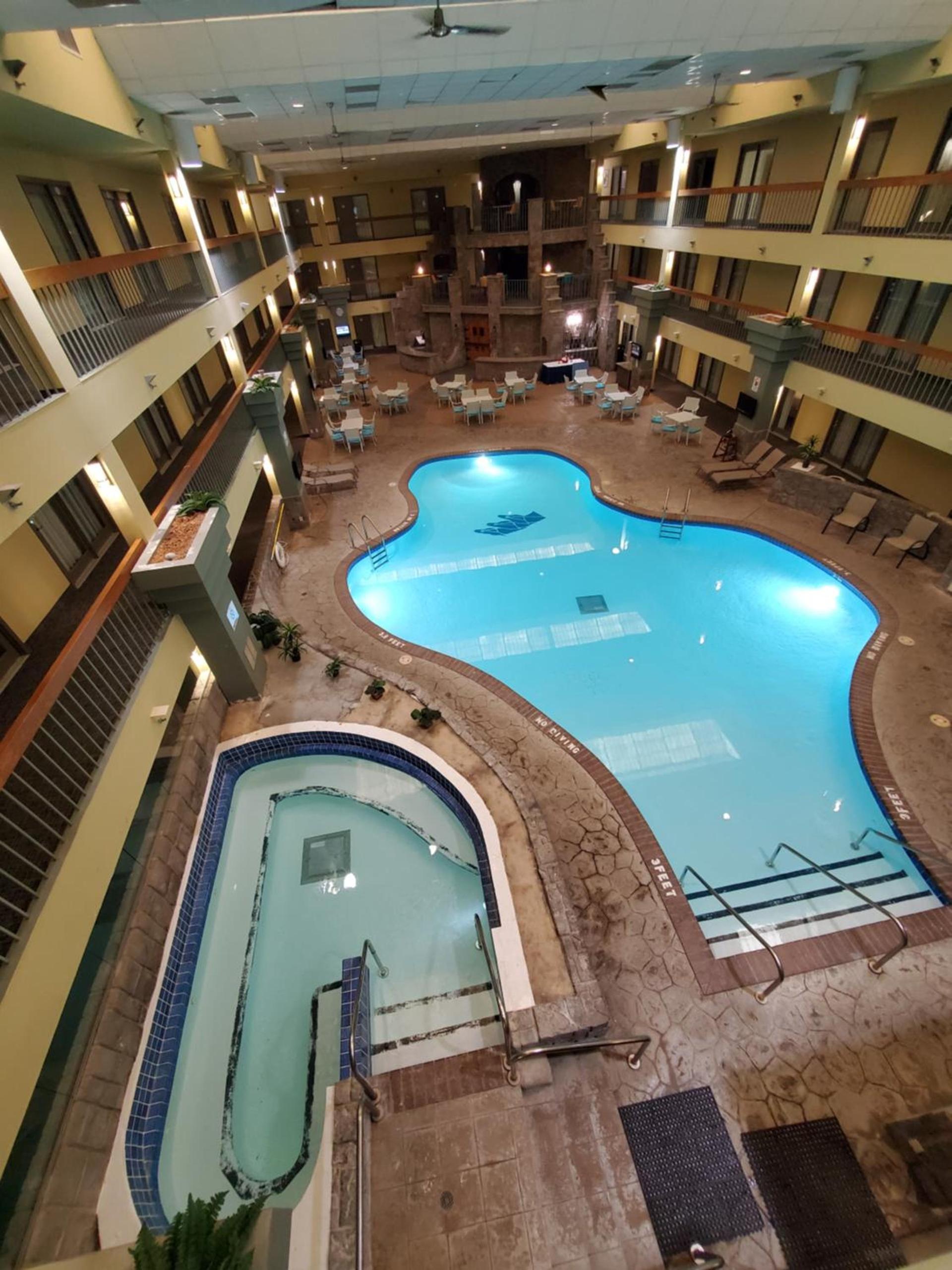 Baymont by Wyndham Shakopee photo 77