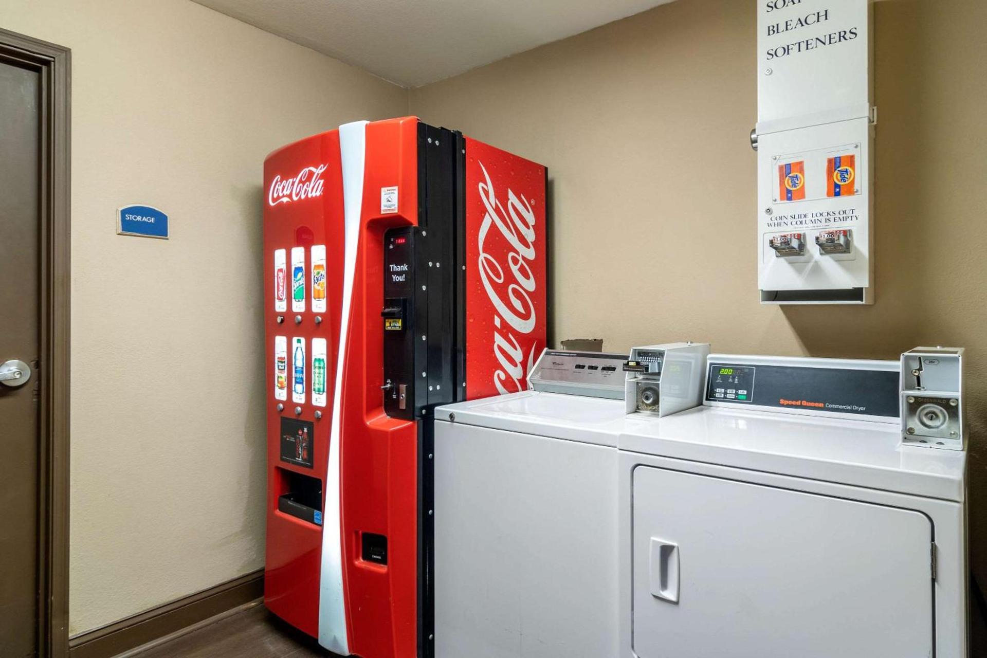Comfort Inn & Suites Atlanta-Smyrna photo 36