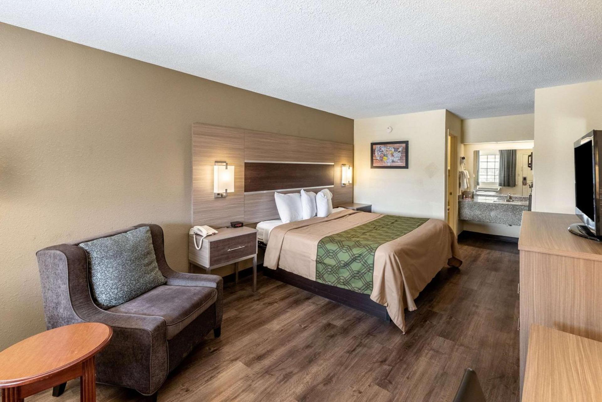 Econo Lodge Vicksburg photo 8