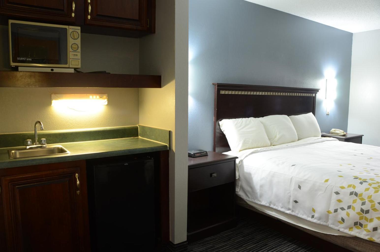 Gateway Inn photo 19