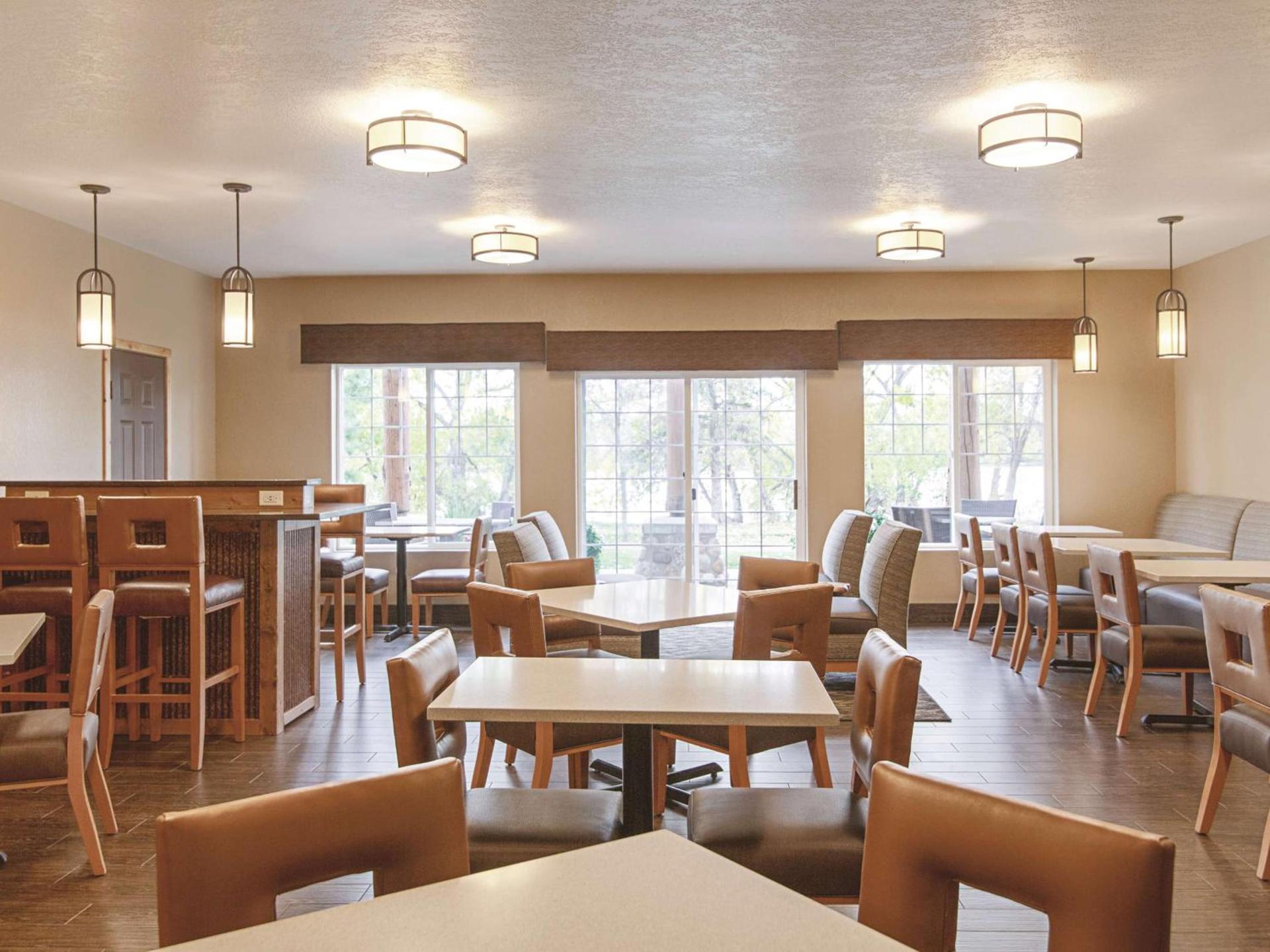 Best Western Plus Riverfront Hotel and Suites photo 6