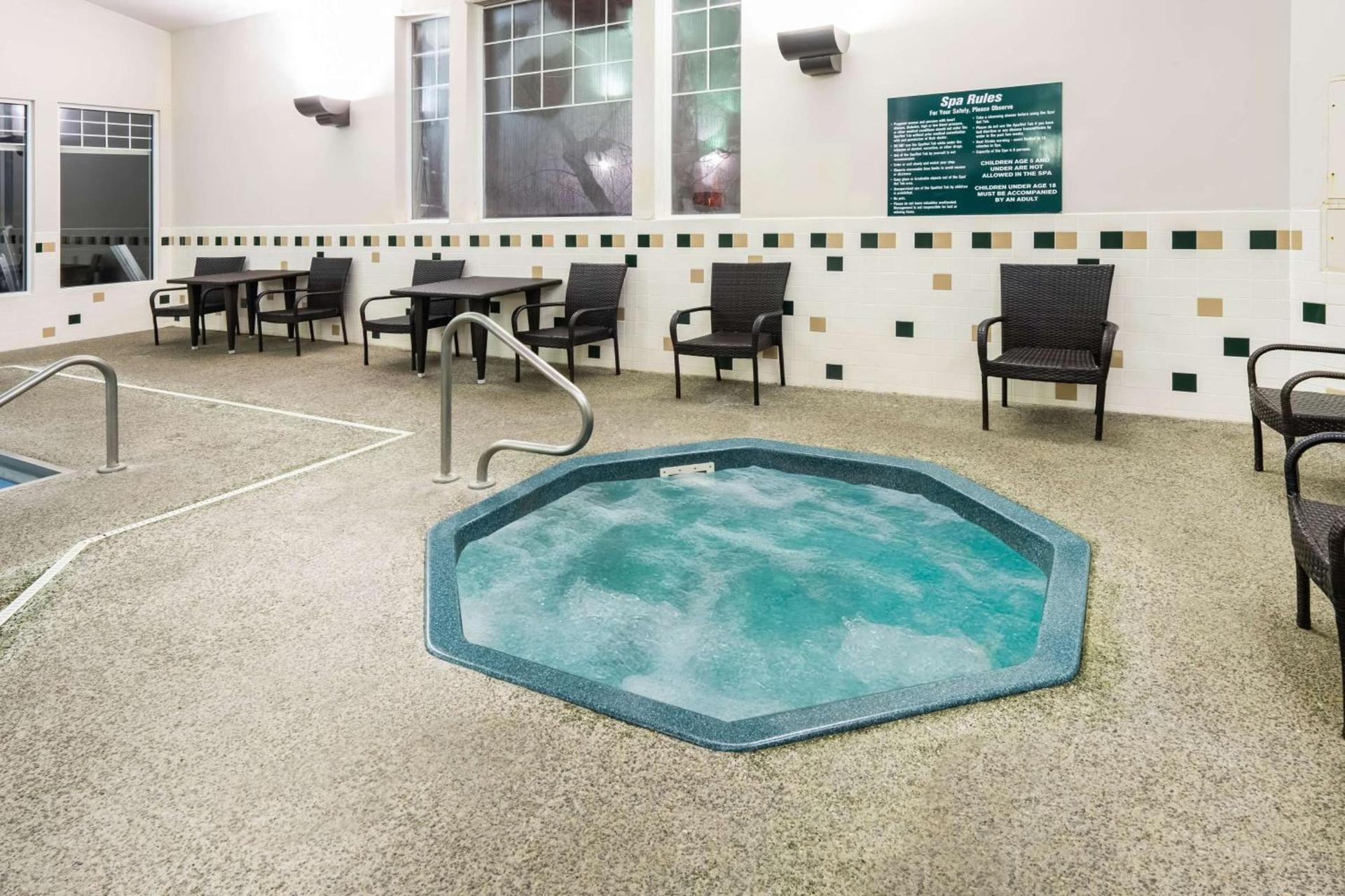 Best Western Plus Riverfront Hotel and Suites photo 7