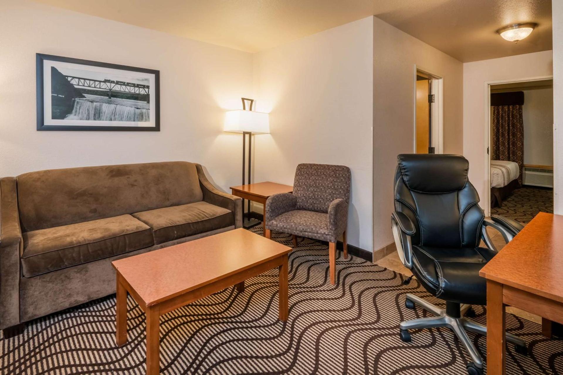 Best Western Plus Riverfront Hotel and Suites photo 19