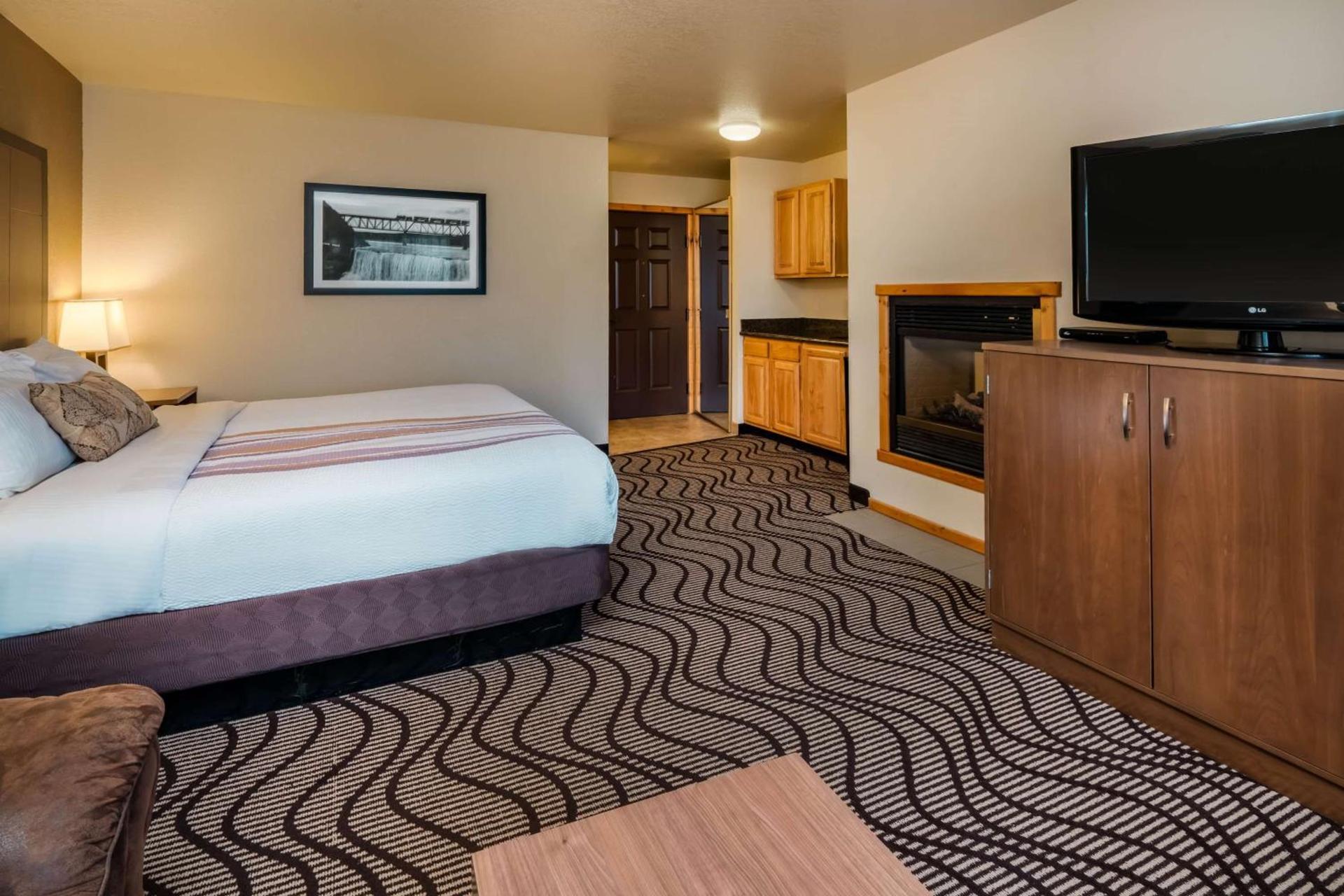 Best Western Plus Riverfront Hotel and Suites photo 23