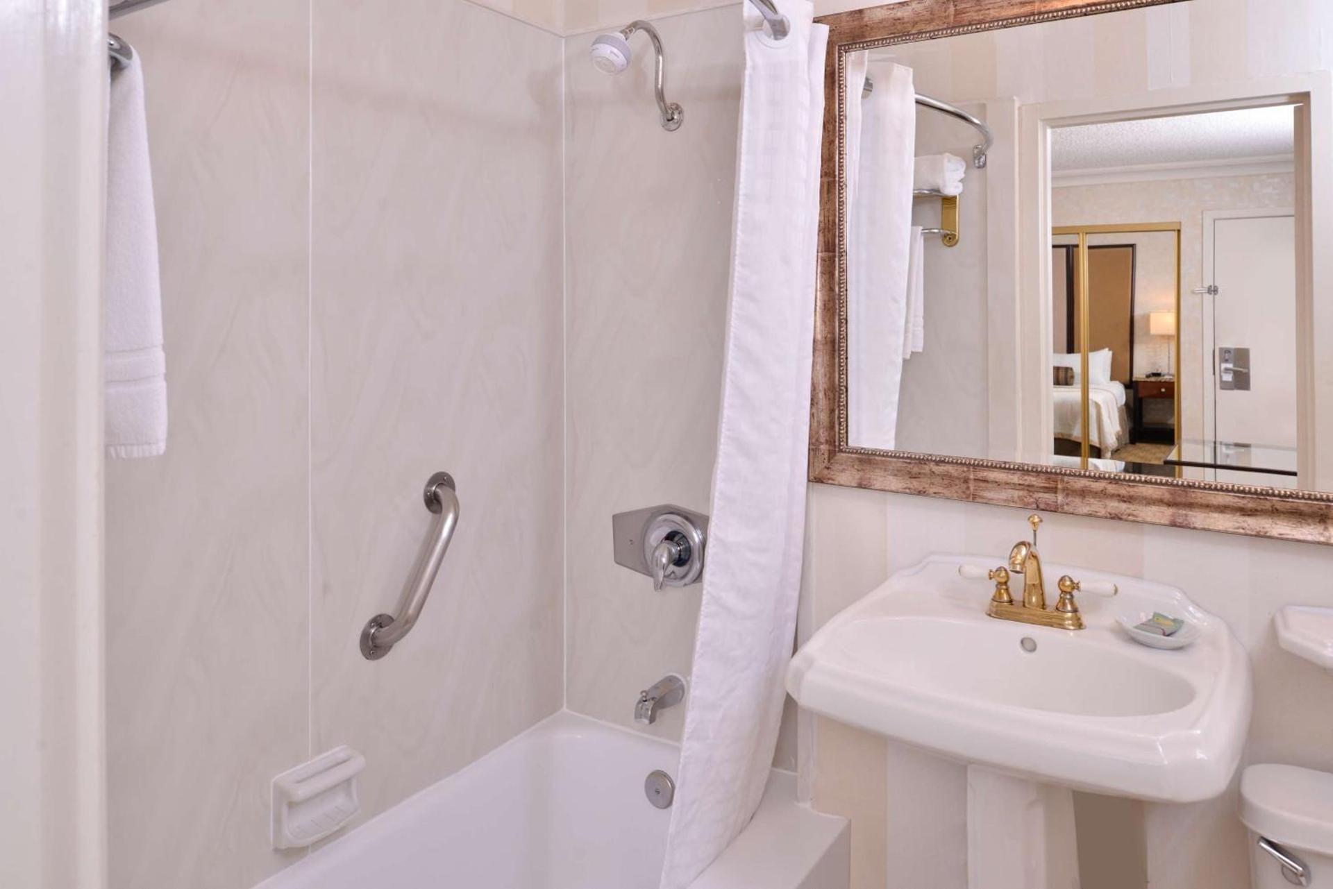 Best Western Corte Madera Inn photo 40