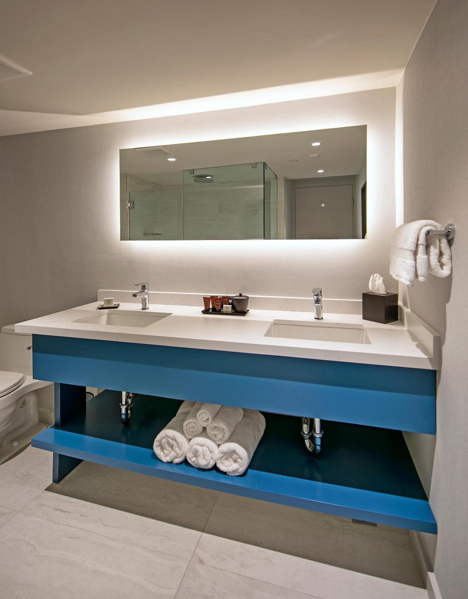 La Jolla Cove Suites photo 11