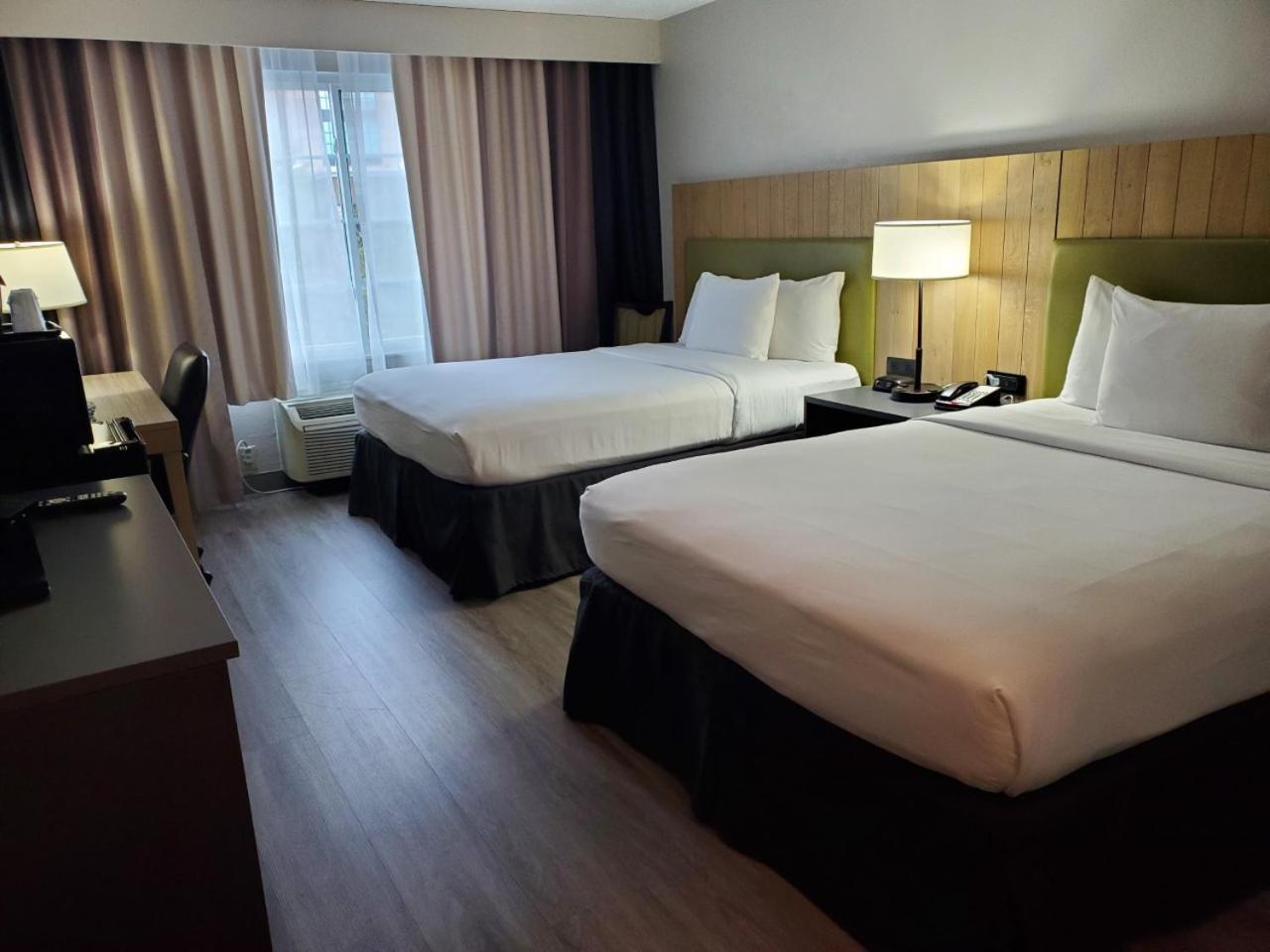 Country Inn & Suites by Radisson, Buford at Mall of Georgia, GA photo 35