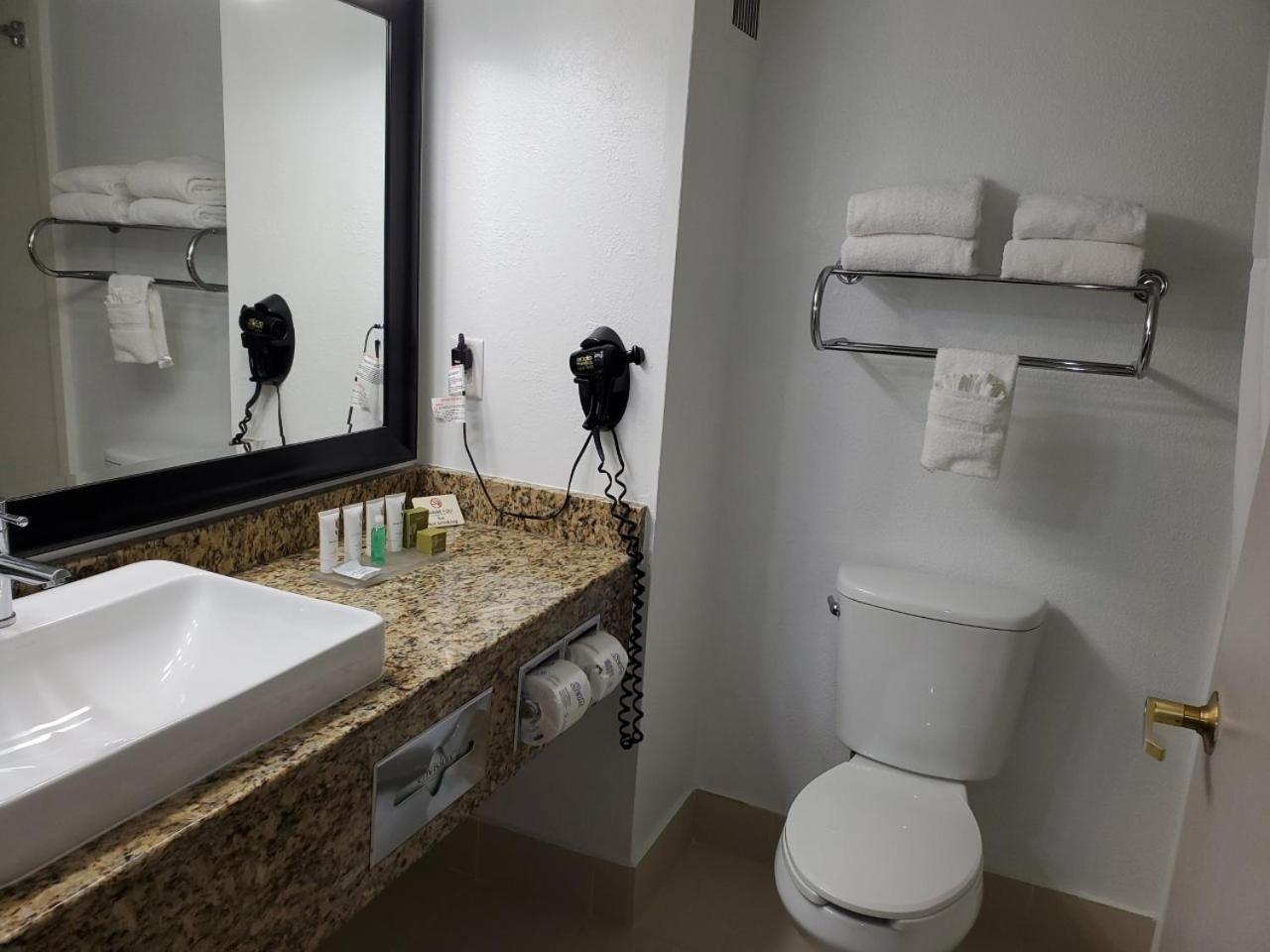 Country Inn & Suites by Radisson, Buford at Mall of Georgia, GA photo 28