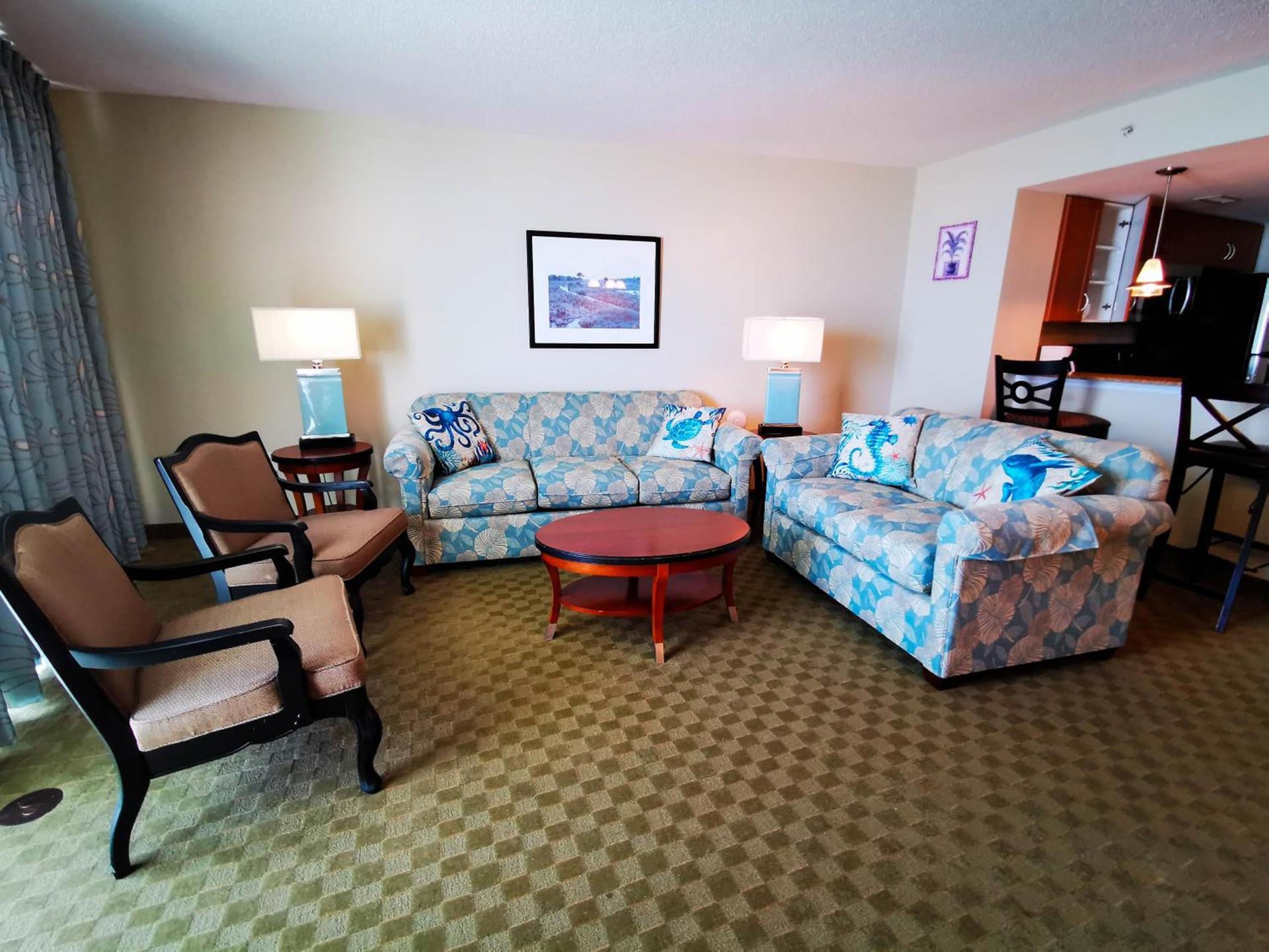 Deluxe Ocean Front Two-Bedroom Condo in Sandy Beach Resort photo 15