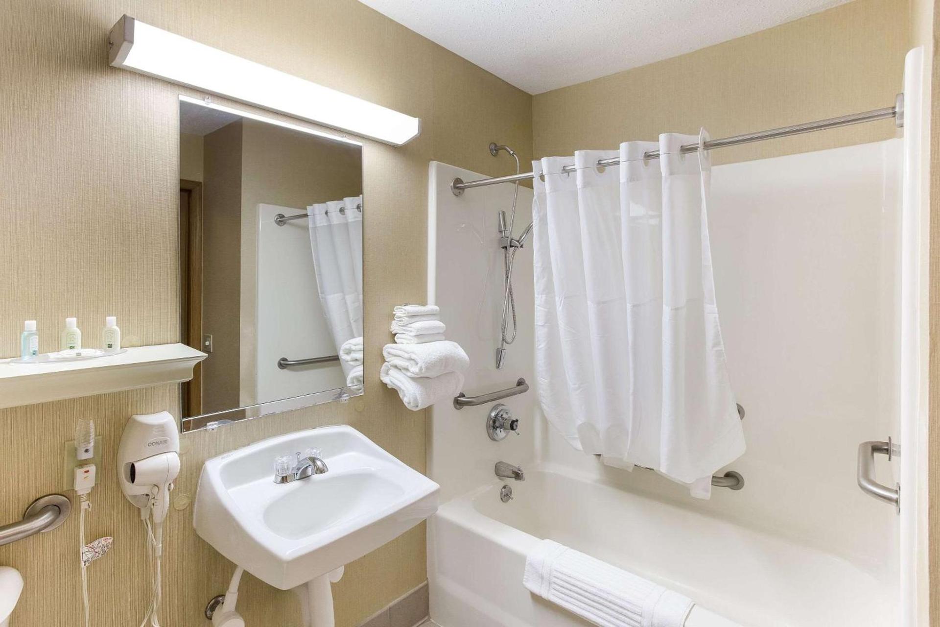 Quality Inn Athens photo 16