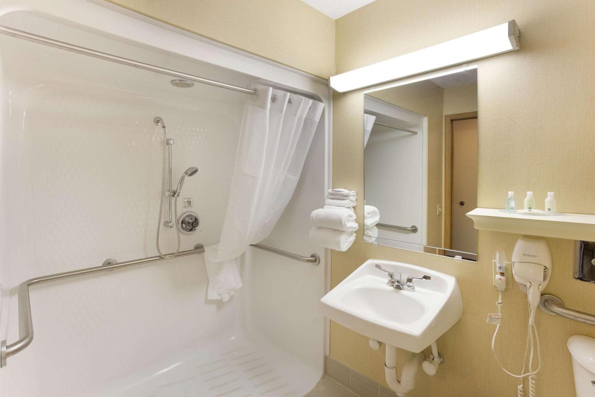 Quality Inn Athens photo 21