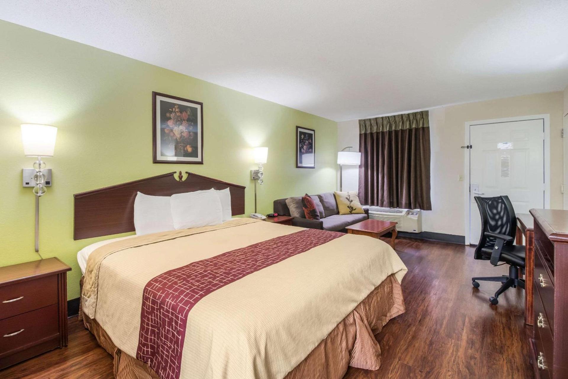 Rodeway Inn Bolivar photo 12
