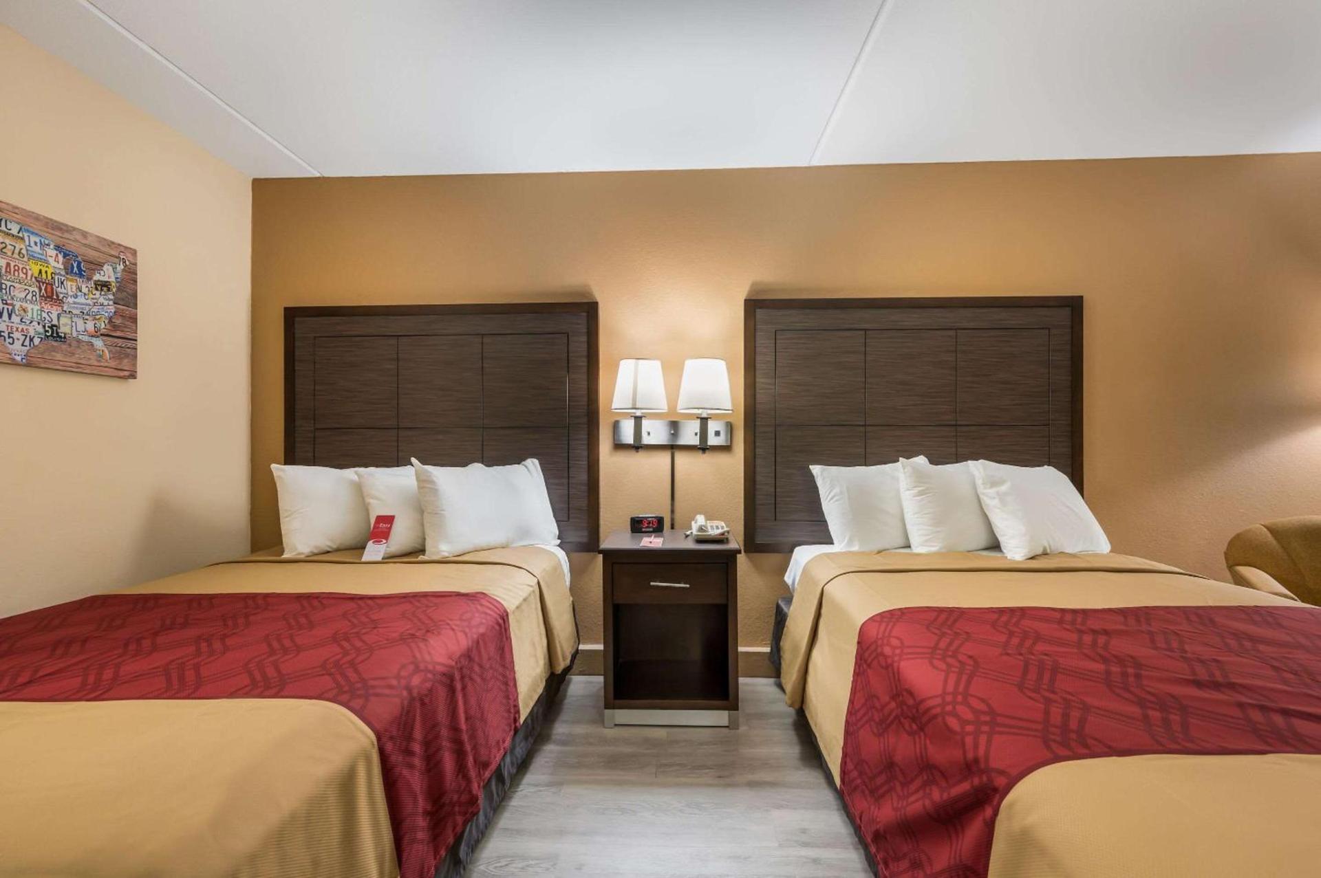 Econo Lodge Cullman South photo 15