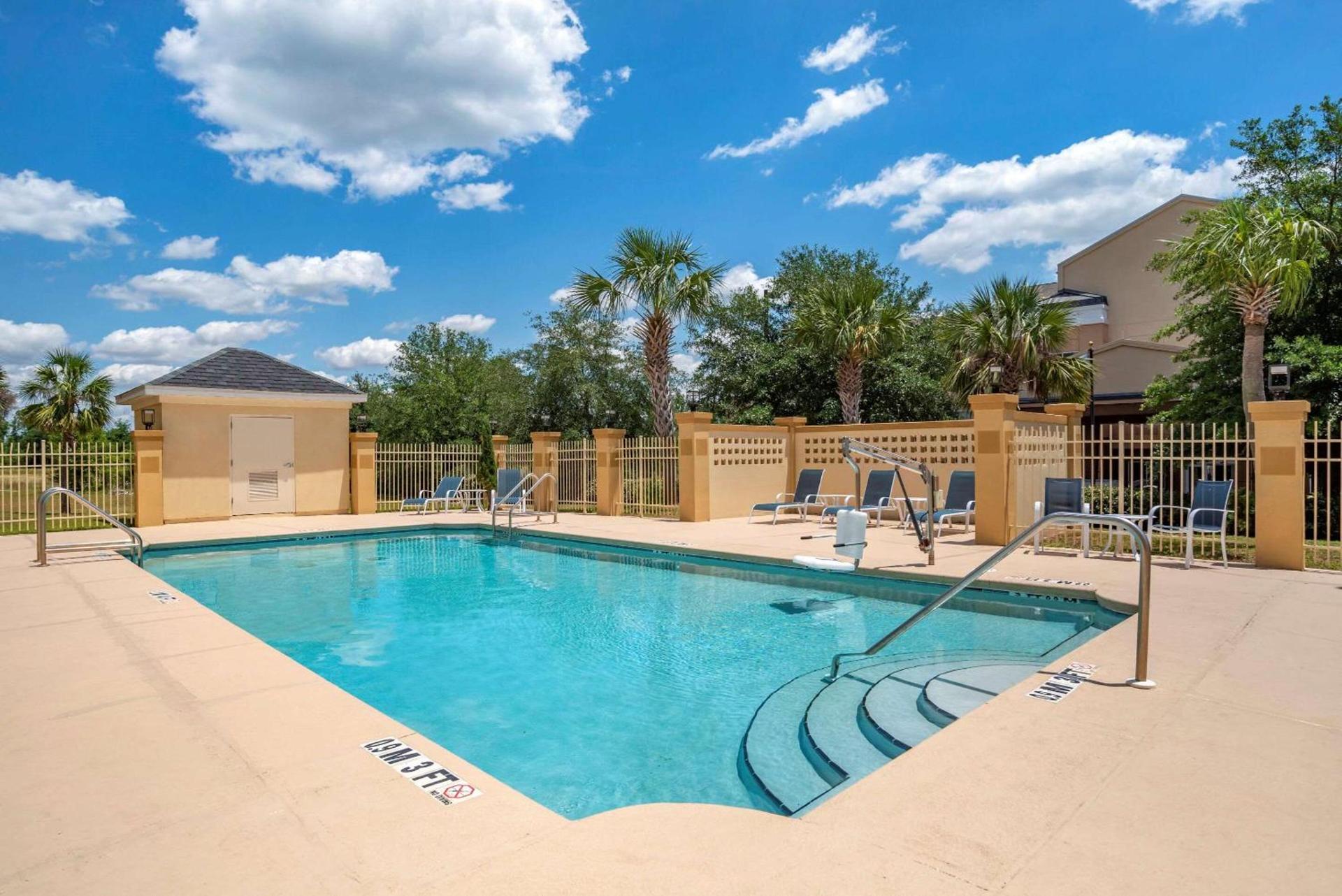 Comfort Inn & Suites Marianna I-10 photo 27