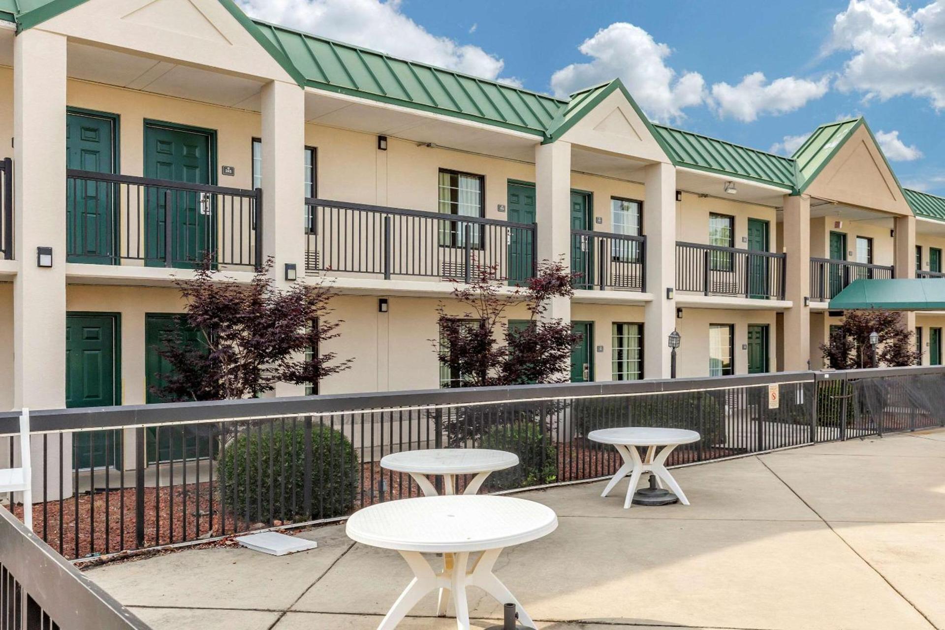 Quality Inn & Suites Hanes Mall photo 30