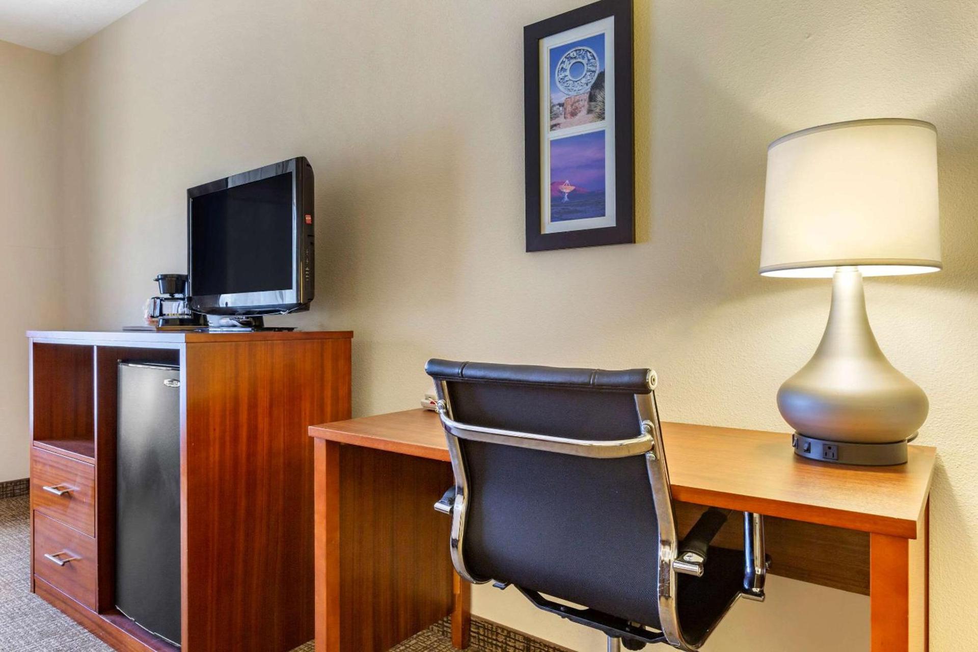 Comfort Inn & Suites Socorro photo 10