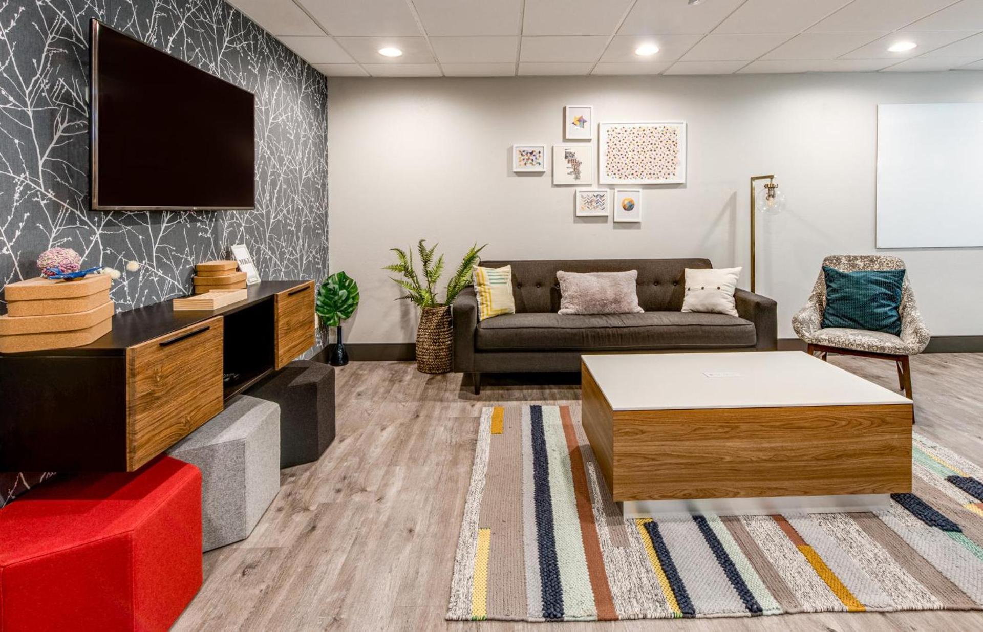 Crowne Plaza Milwaukee Airport by IHG photo 59