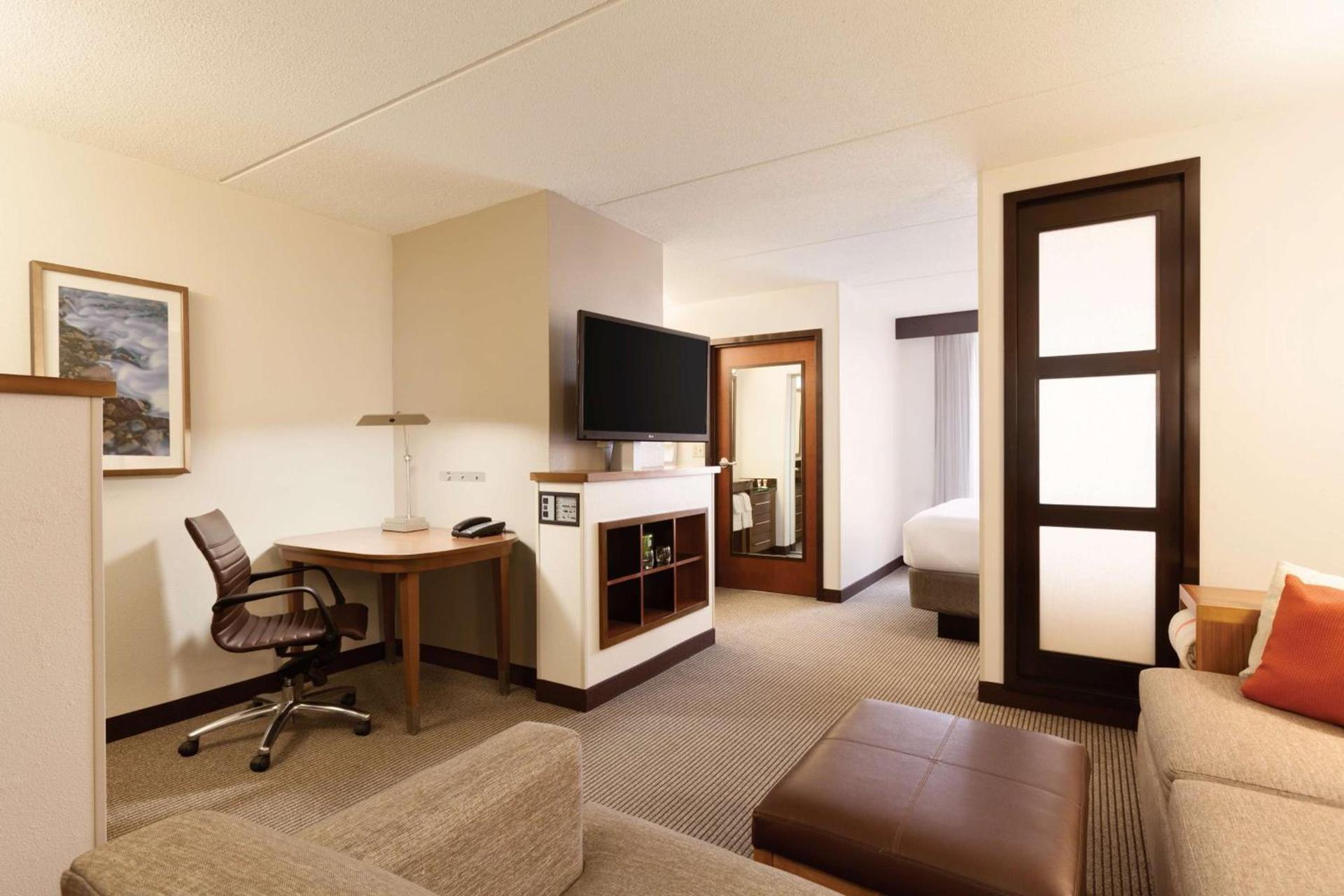 Hyatt Place Boston - Medford photo 4