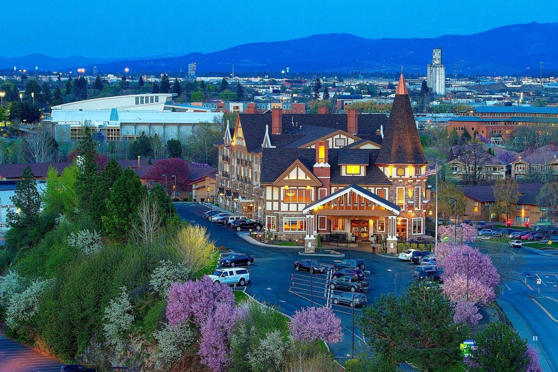 Holiday Inn Express Spokane-Downtown by IHG photo 1