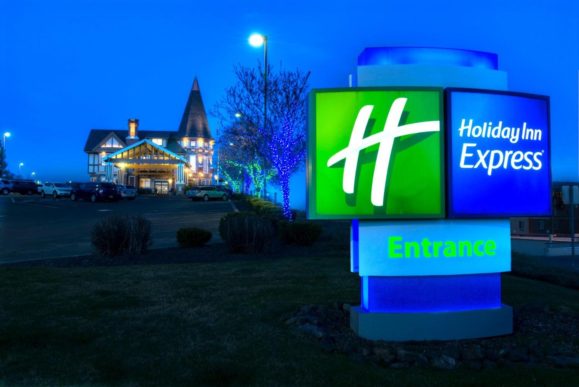 Holiday Inn Express Spokane-Downtown by IHG photo 36