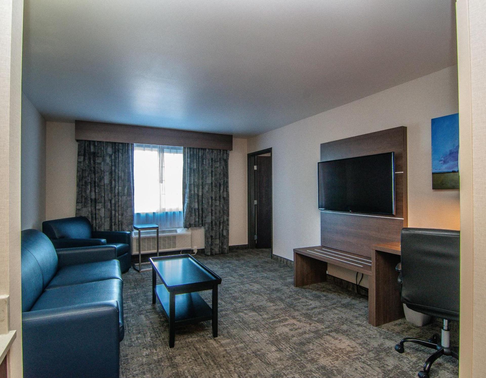 Holiday Inn Express Spokane-Downtown by IHG photo 43