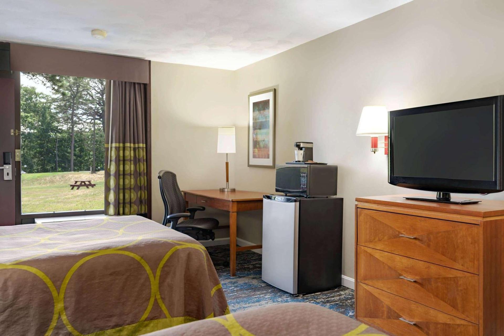 Super 8 by Wyndham West Greenwich/Providence photo 18