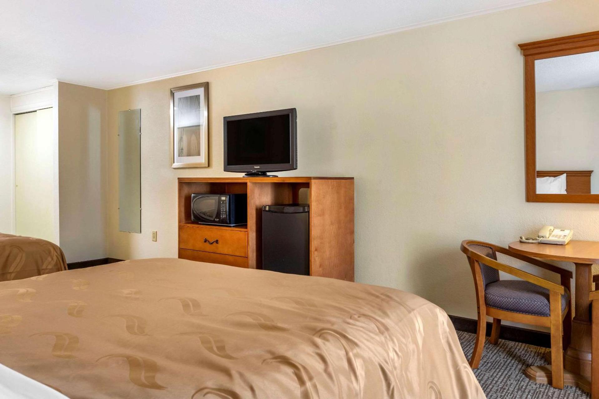 Quality Inn Selinsgrove photo 15