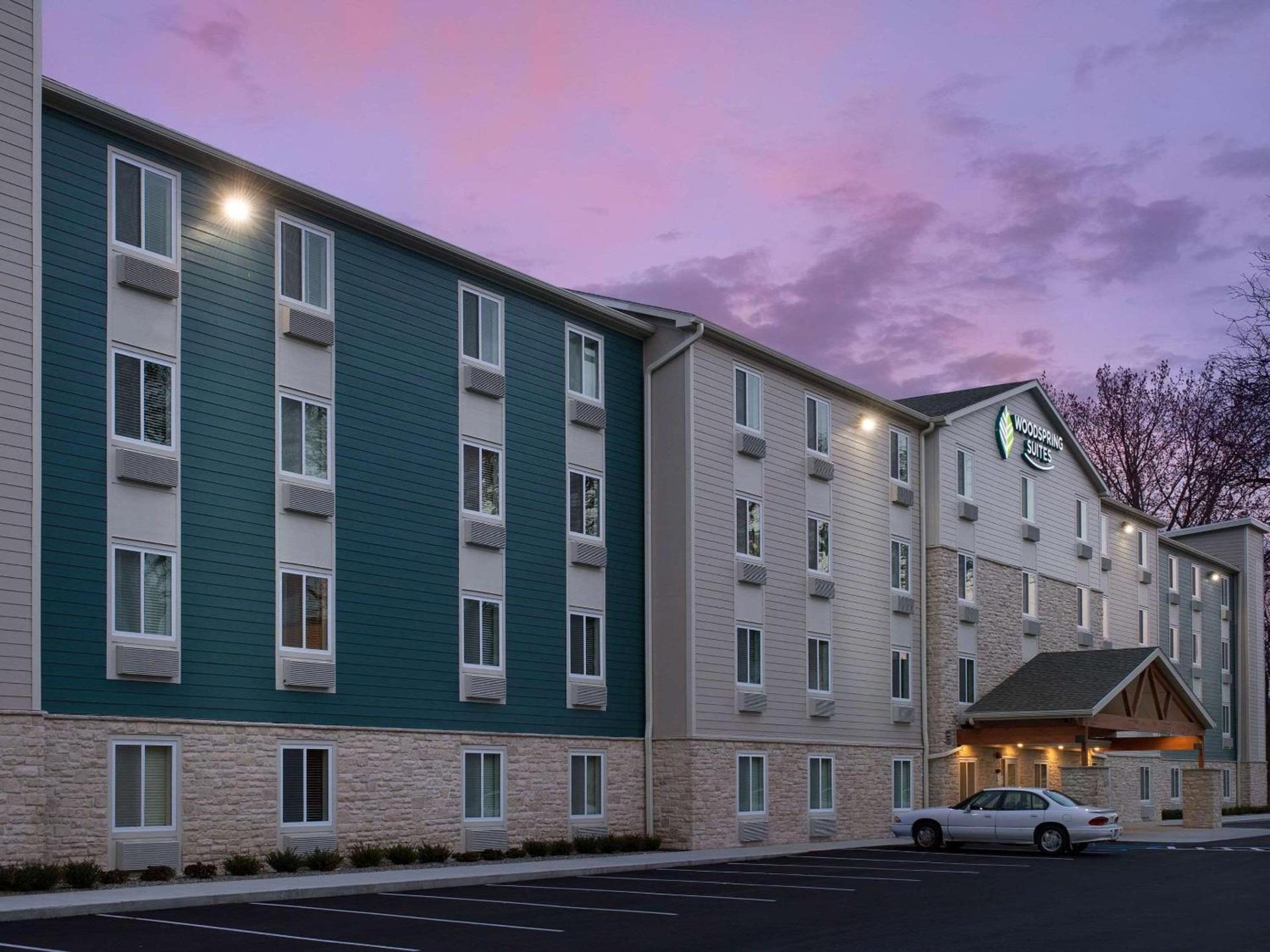 WoodSpring Suites Albuquerque photo 3