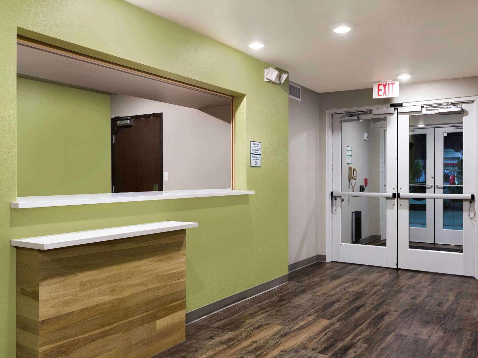 WoodSpring Suites Albuquerque photo 5