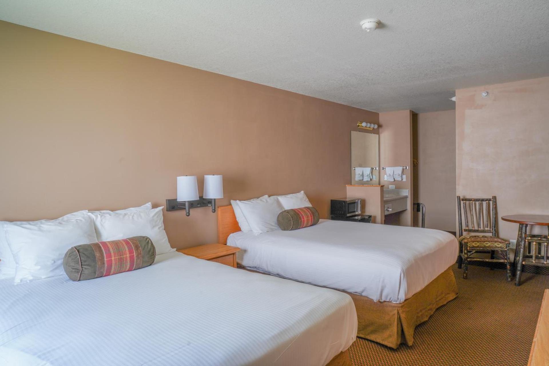 Whitewater Inn photo 19