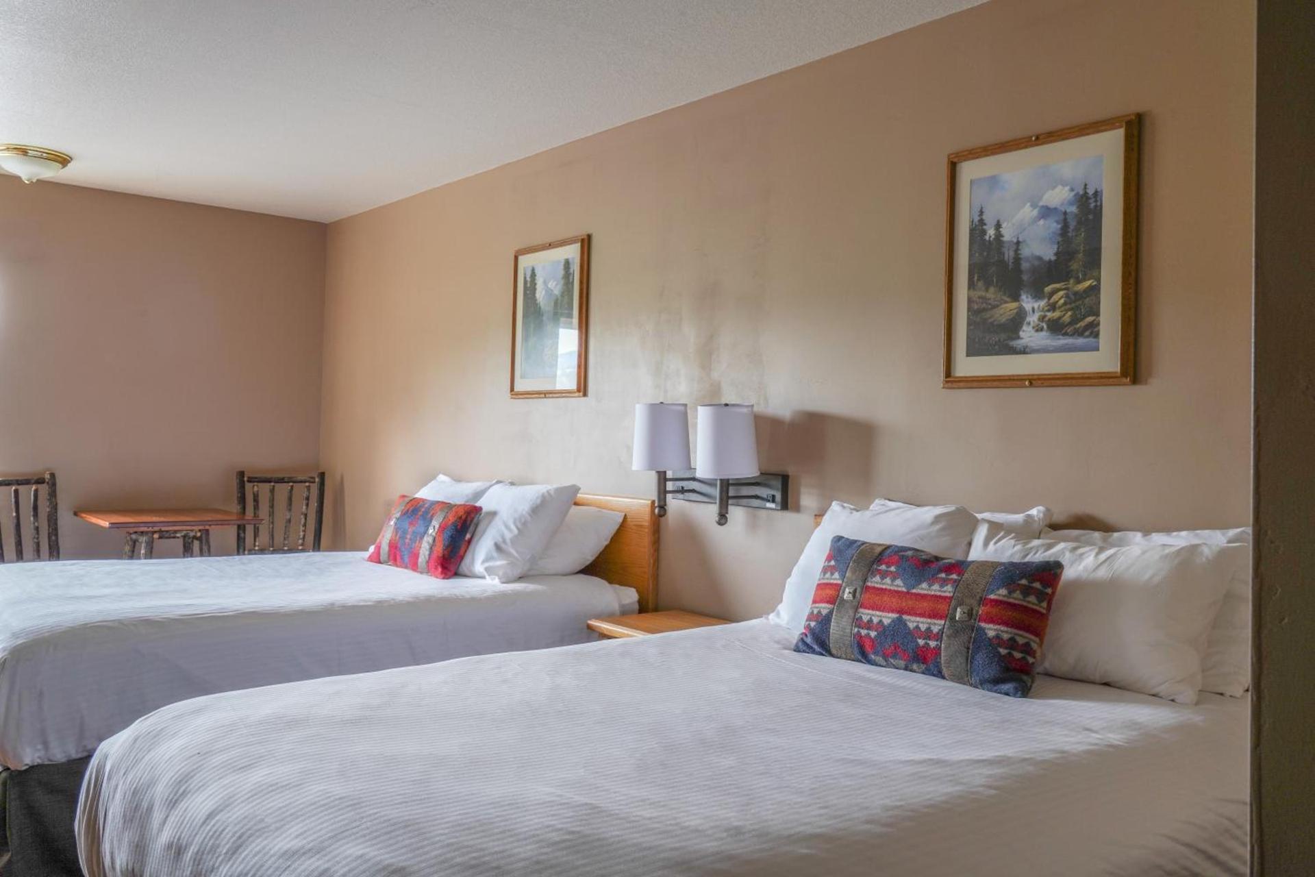 Whitewater Inn photo 15