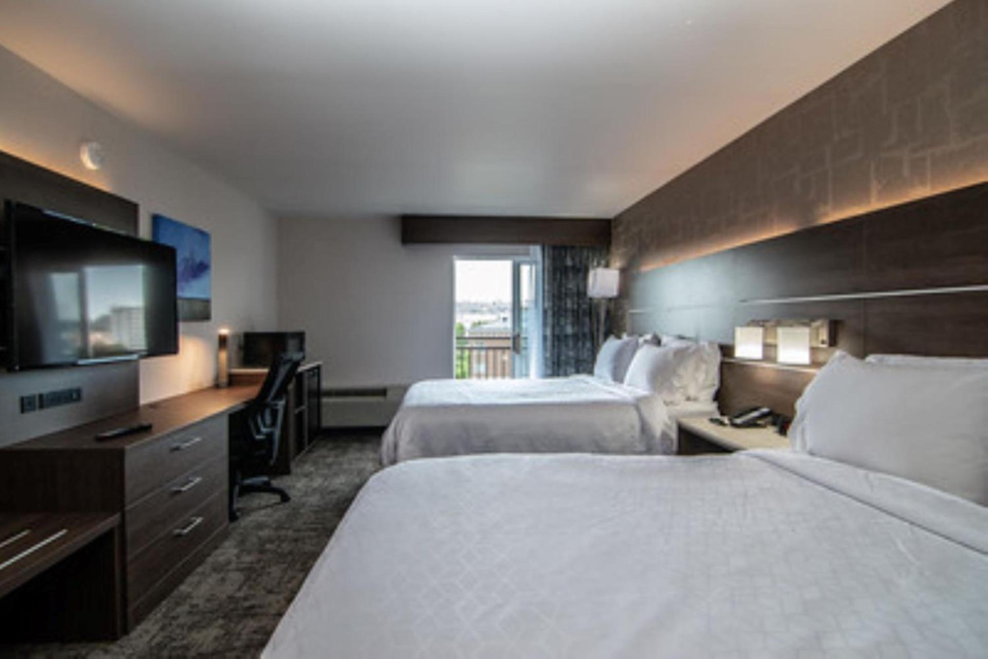 Holiday Inn Express Spokane-Downtown by IHG photo 3