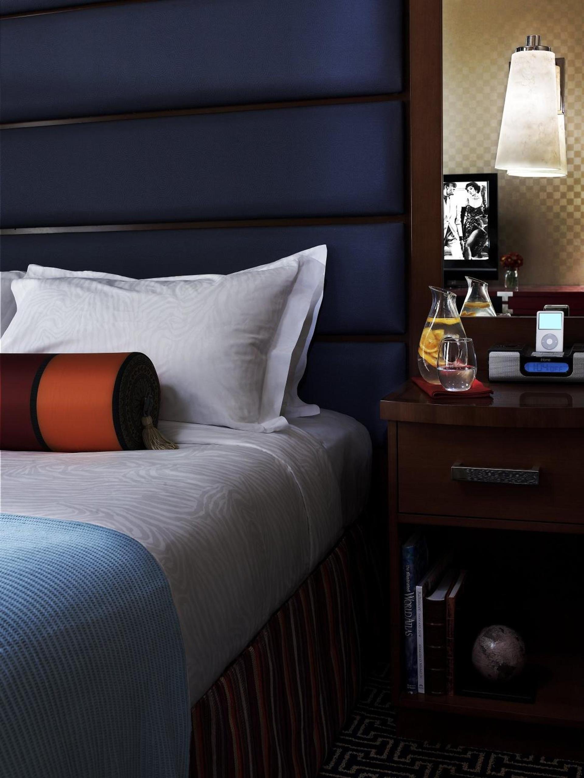 Kimpton Hotel Monaco Baltimore Inner Harbor by IHG photo 5