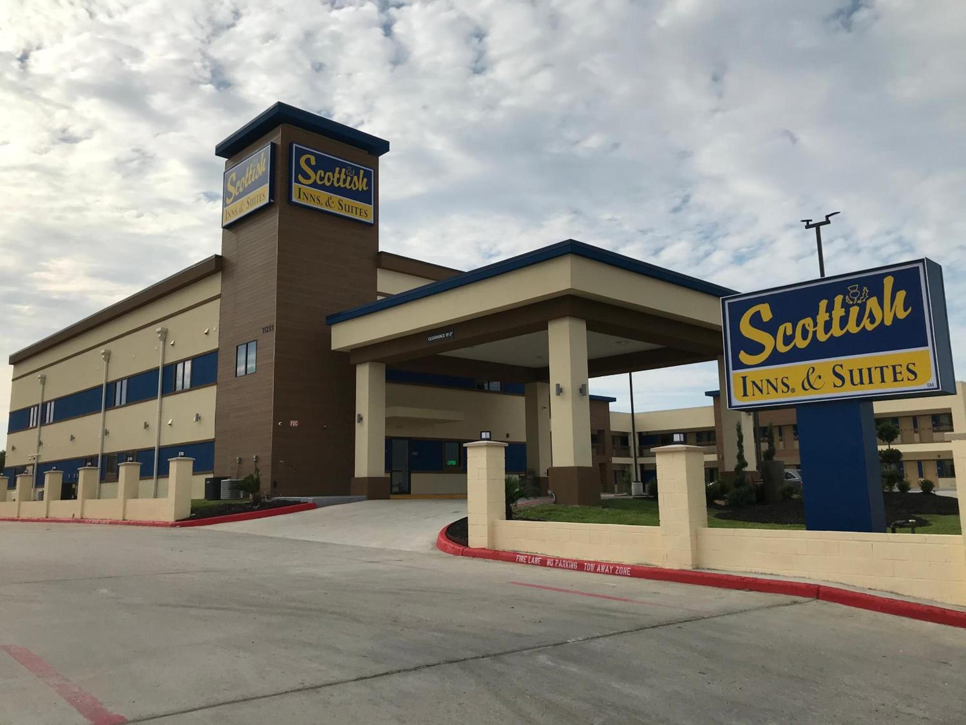 Scottish Inn & Suites Houston Willowbrook photo 2