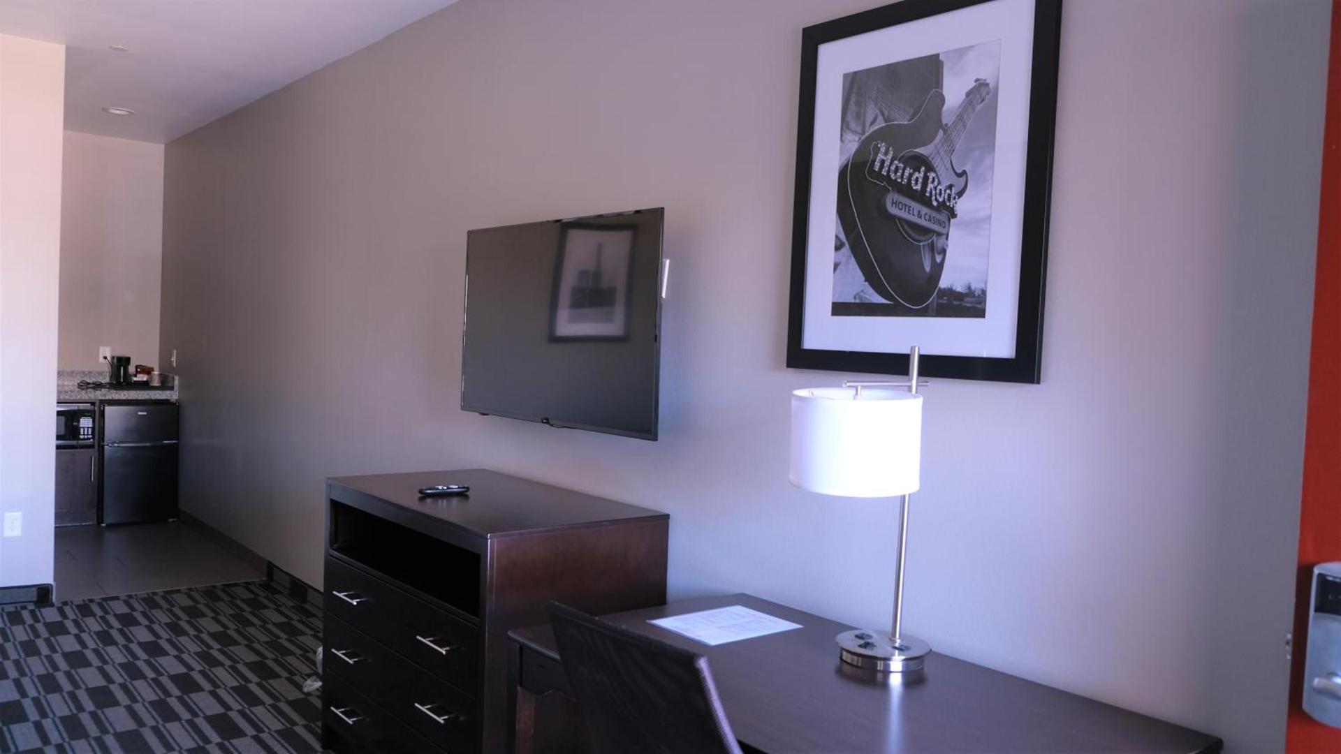 Catoosa Inn & Suites photo 6