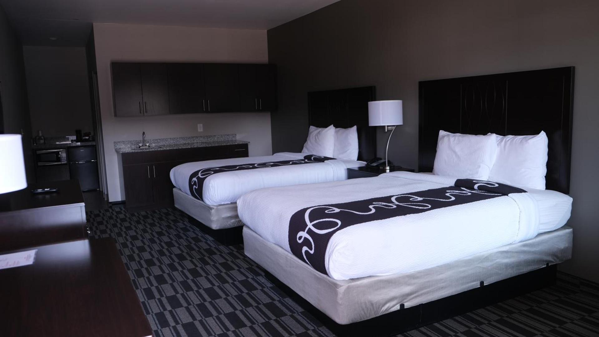 Catoosa Inn & Suites photo 8