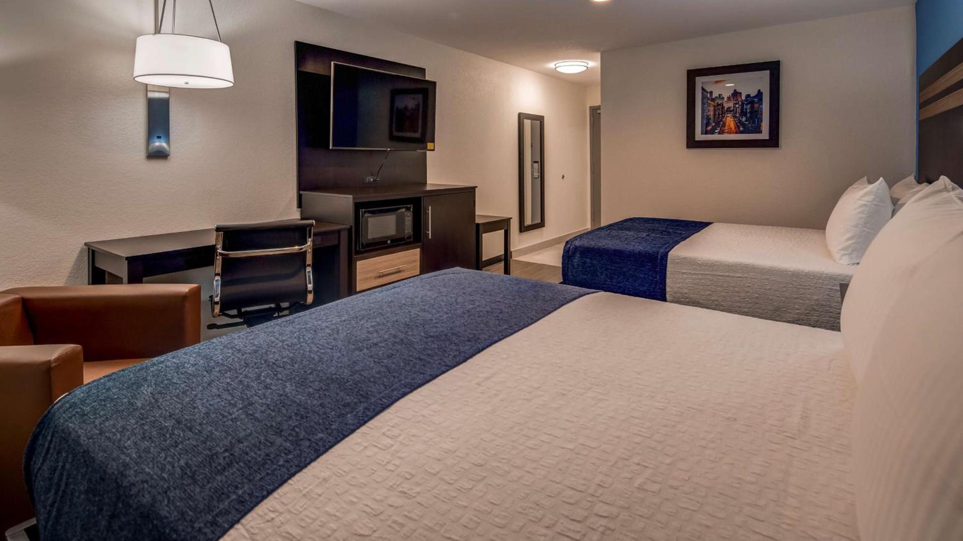 SureStay Plus Hotel by Best Western Humble photo 12