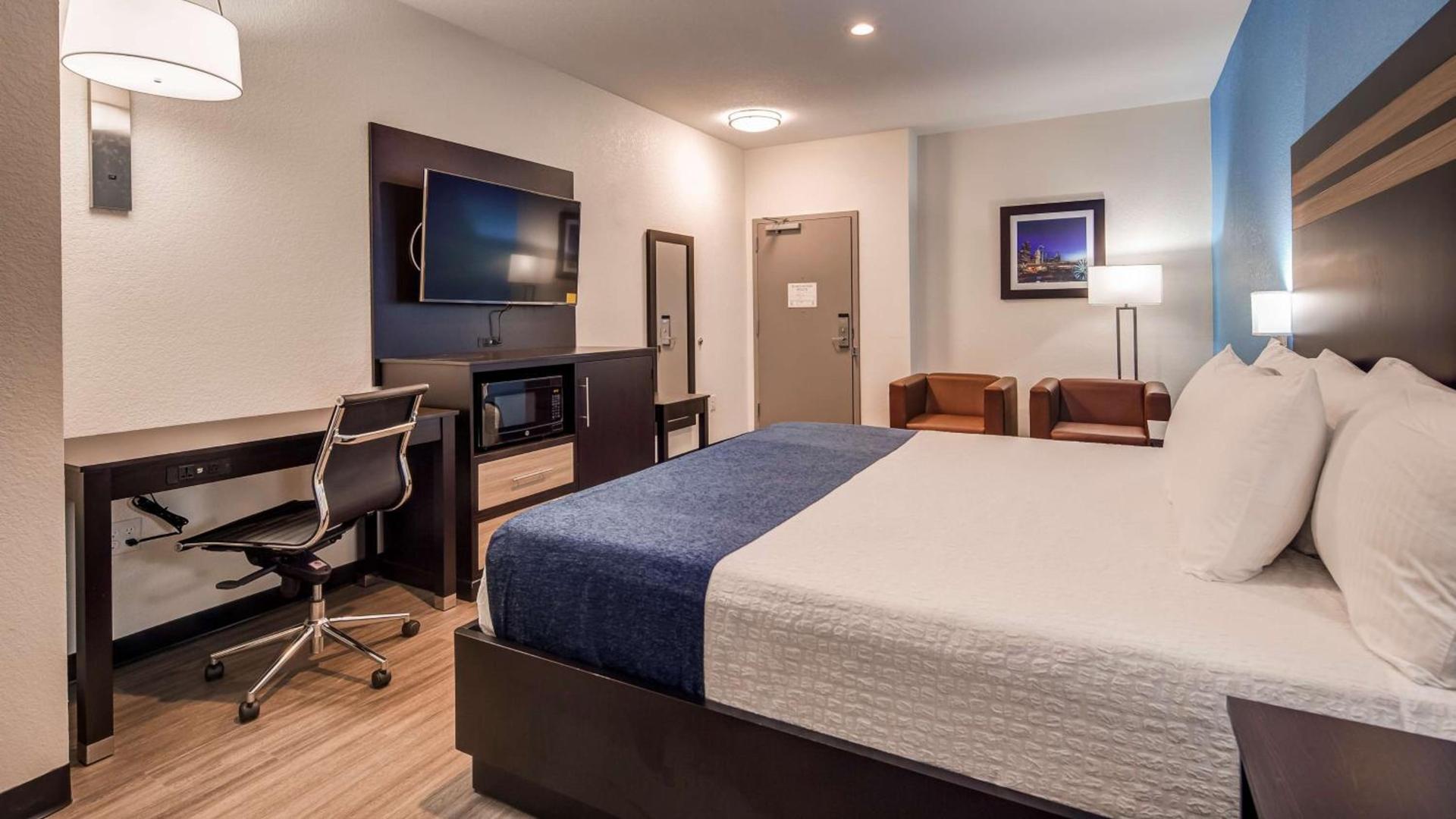 SureStay Plus Hotel by Best Western Humble photo 19