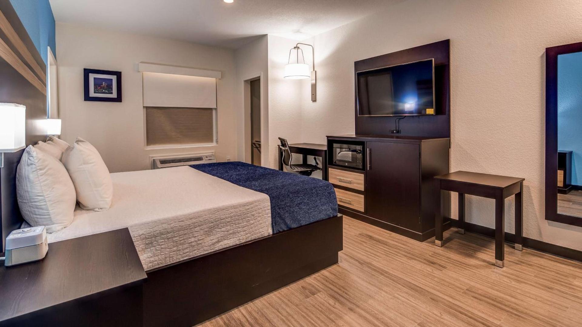 SureStay Plus Hotel by Best Western Humble photo 20
