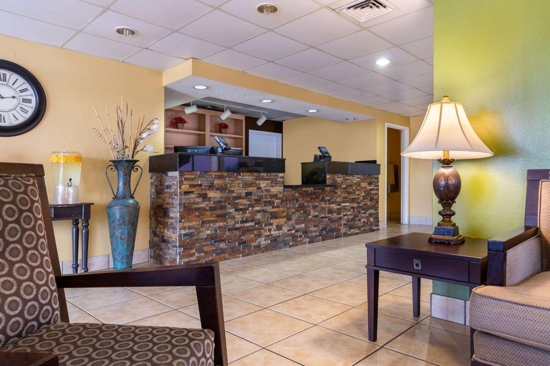 Quality Inn at Arlington Highlands photo 6