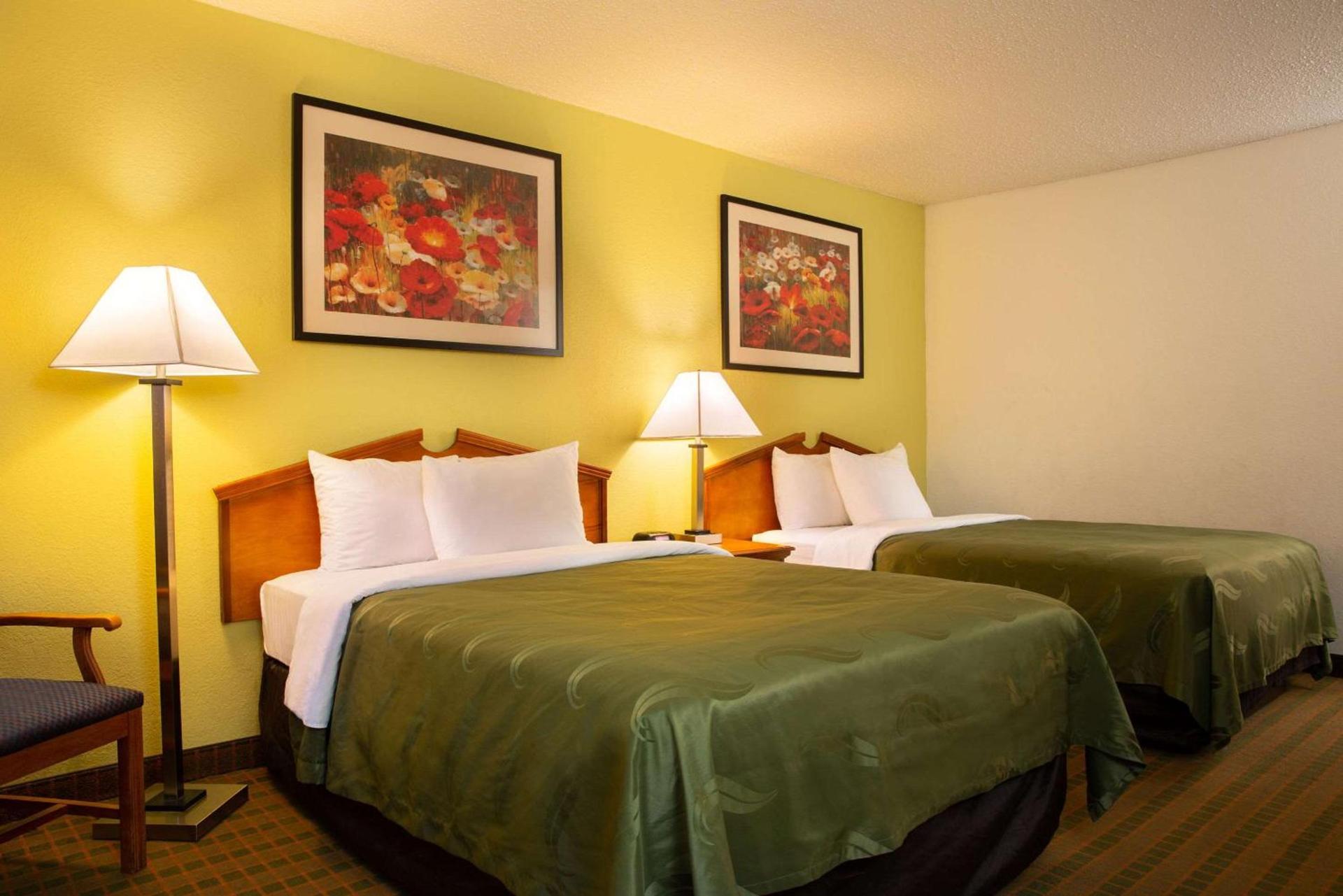 Quality Inn at Arlington Highlands photo 14