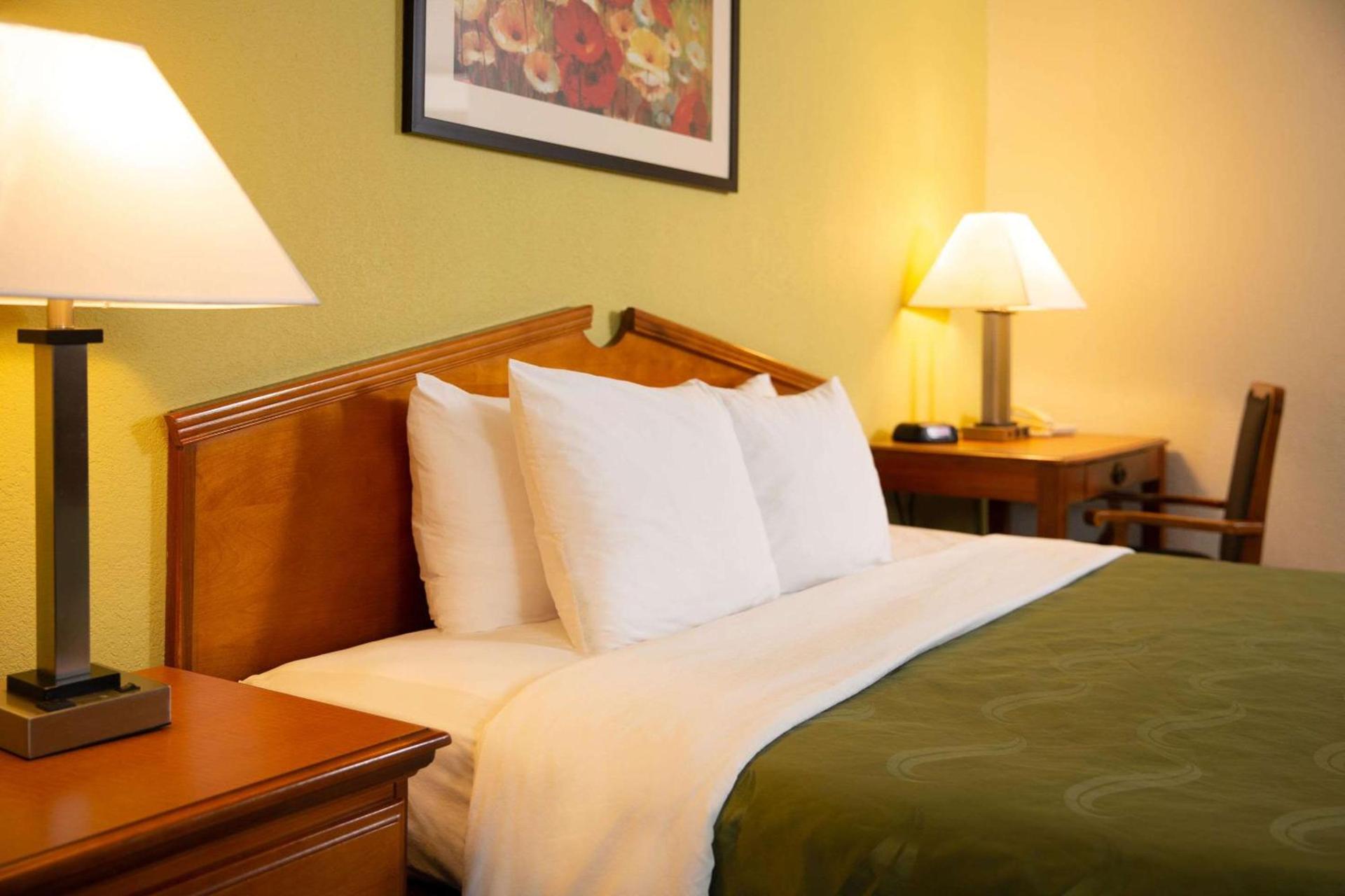 Quality Inn at Arlington Highlands photo 21