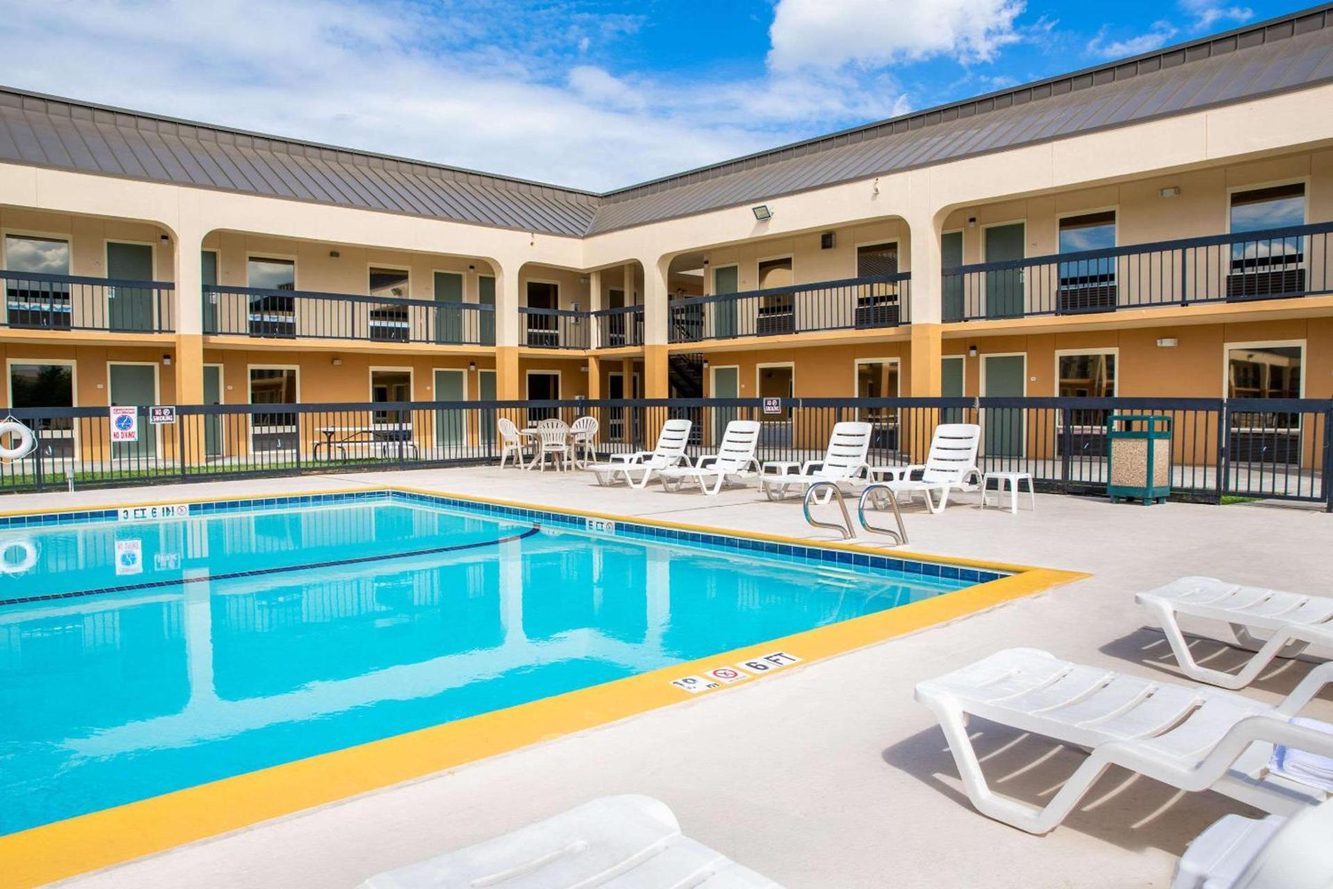 Quality Inn at Arlington Highlands photo 39