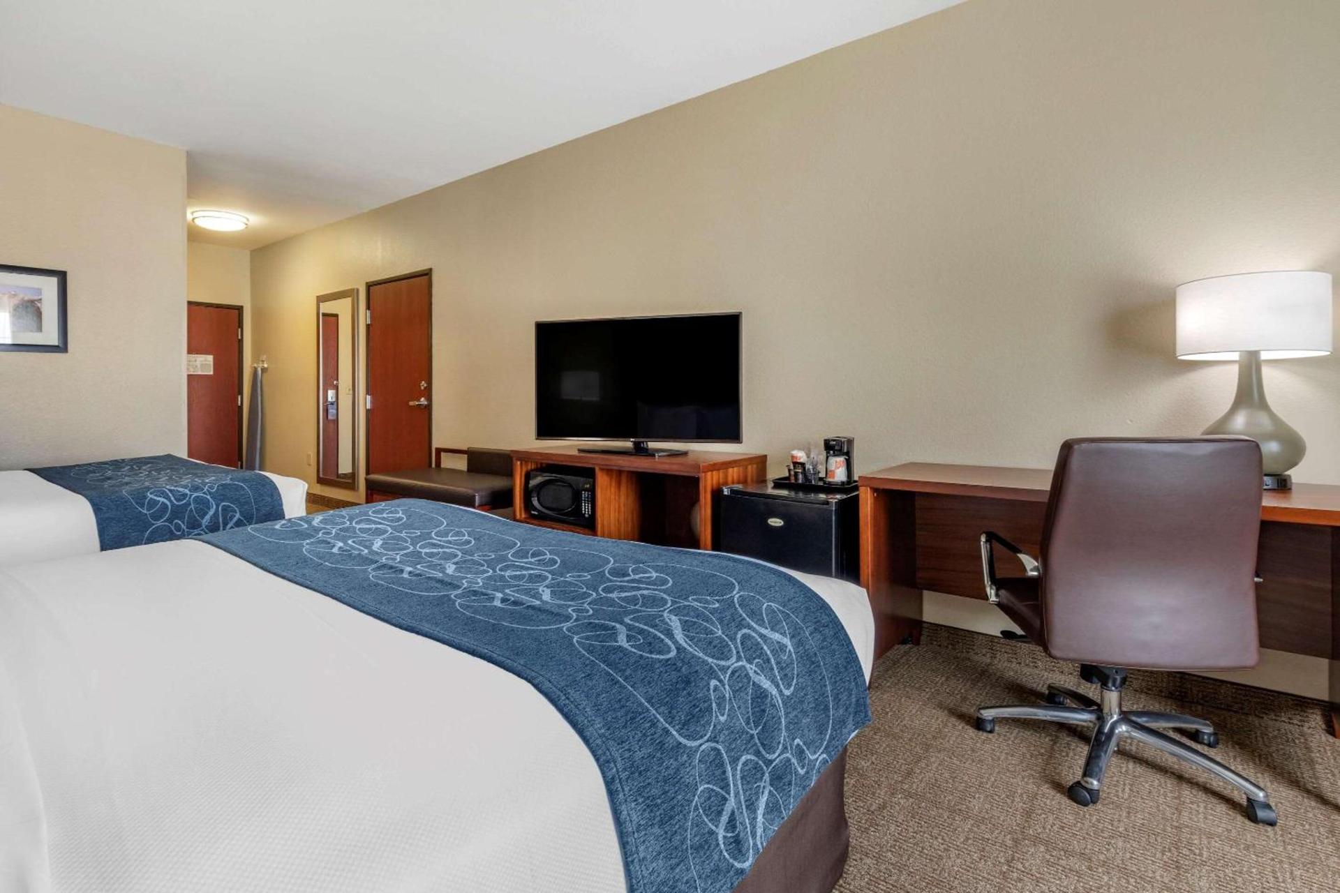 Comfort Inn & Suites Paris photo 11