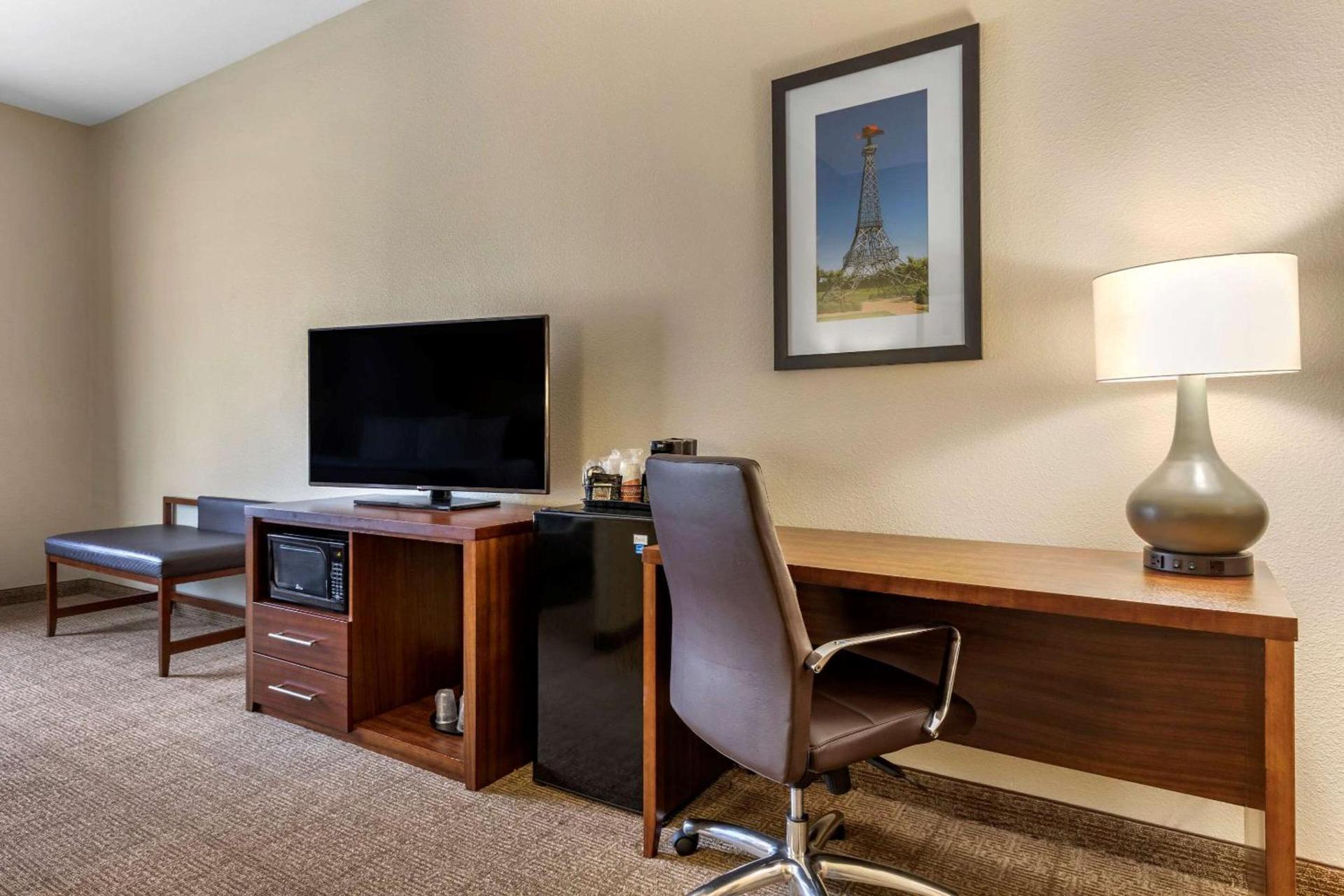 Comfort Inn & Suites Paris photo 22